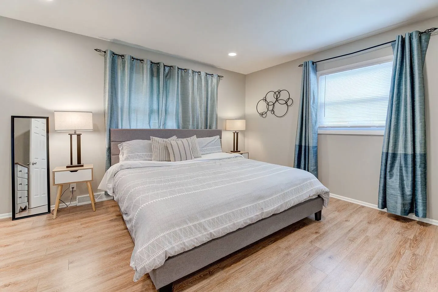3BR Home • Free Parking • Near Downtown Waukesha — photo 4