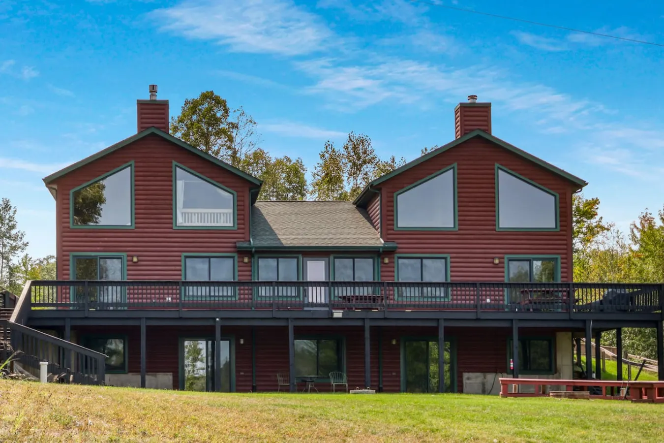 County Highway - Trail Access, Lake Access, Sleeps 23