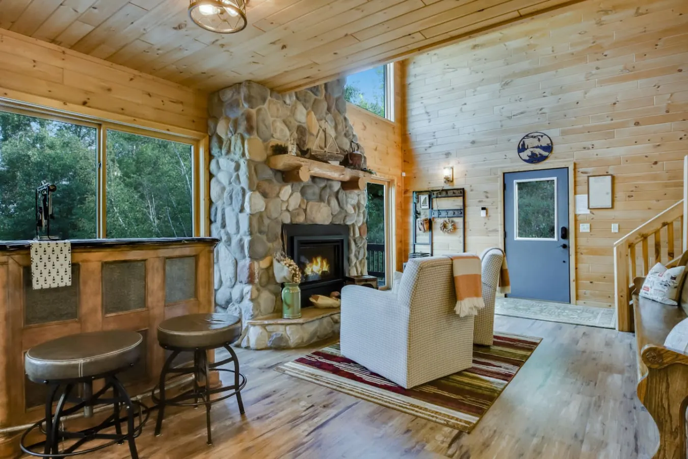 County Highway - Trail Access, Lake Access, Sleeps 23 9