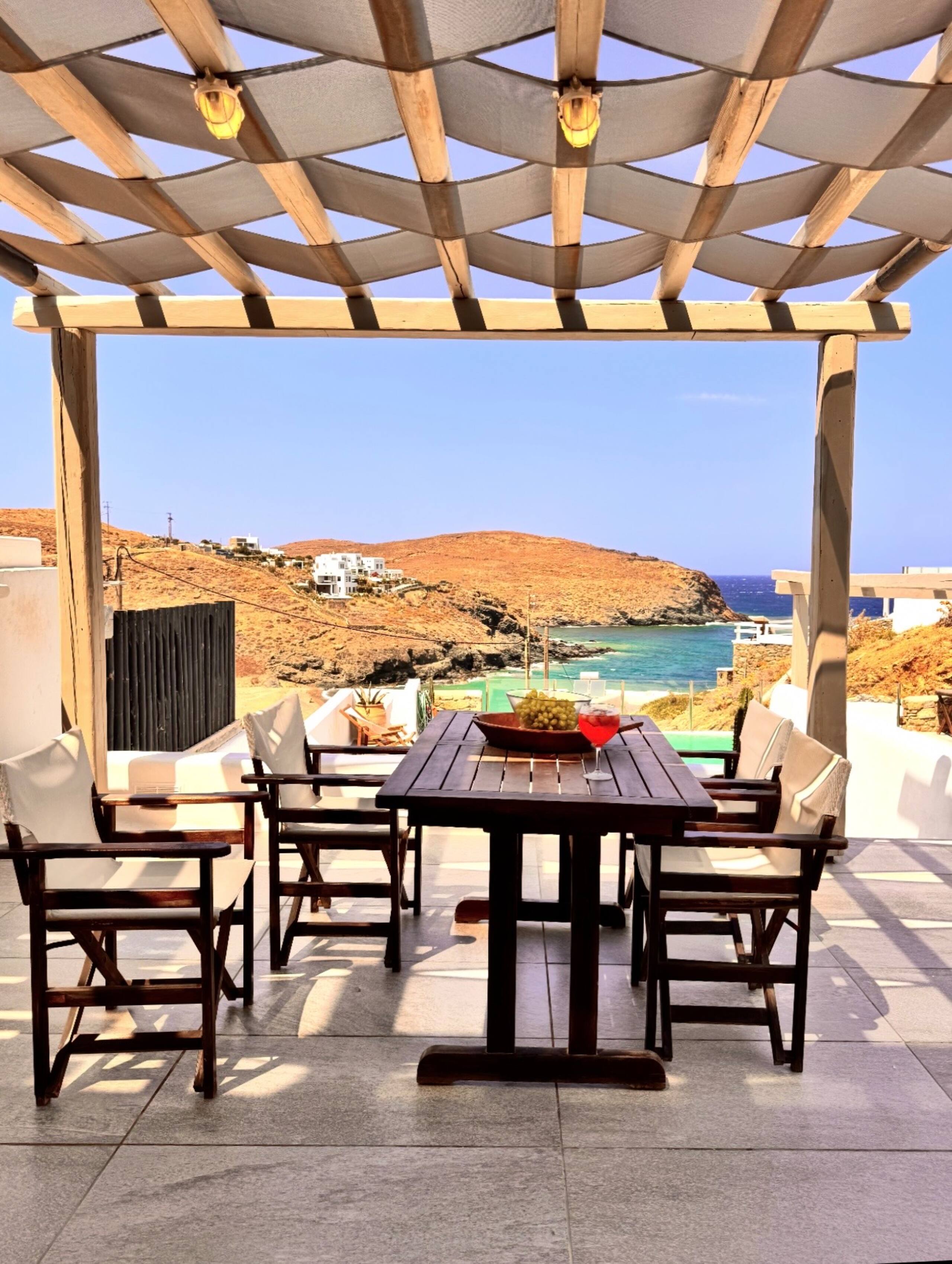 Miramare Mare Suite Mykonos with private pool 9