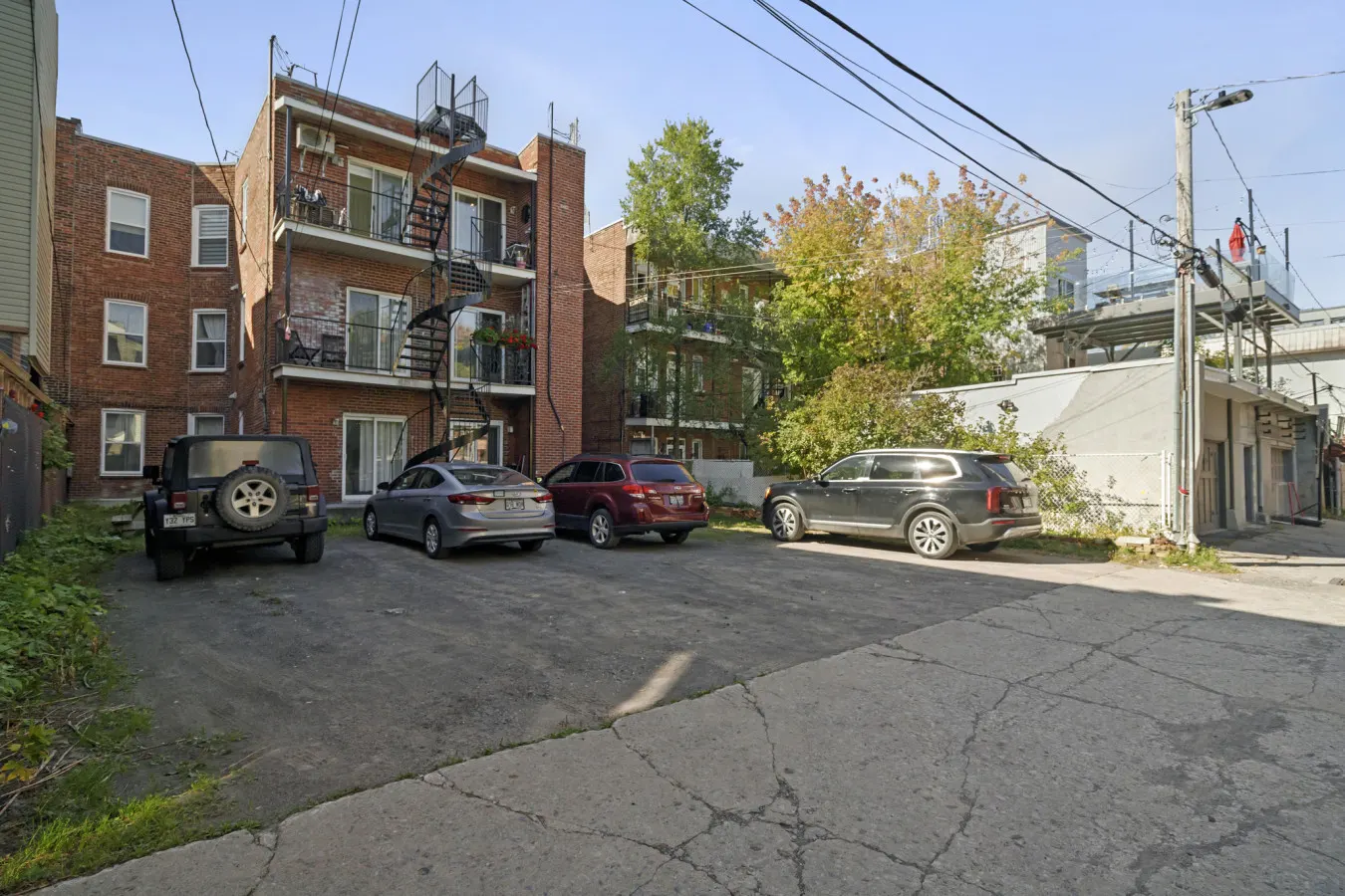 Little Italy - 6863 St-Dominique 16