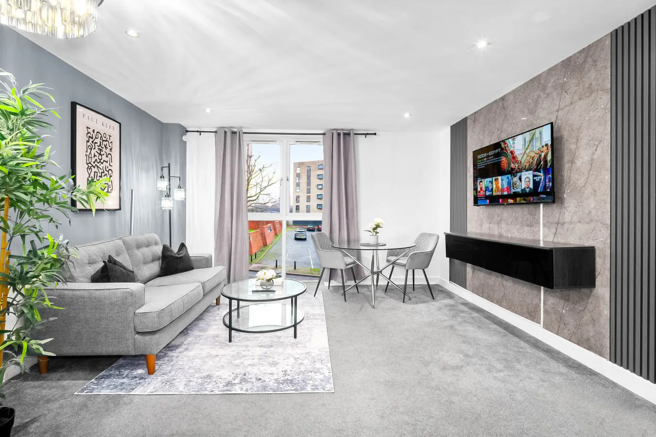 Stylish Apartment - King Size Bed - Central - Netflix — photo 3