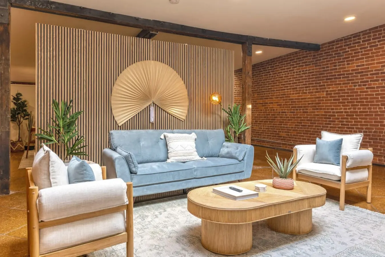 Spacious Retreat w Private Roof Deck Walkable to ALL 9