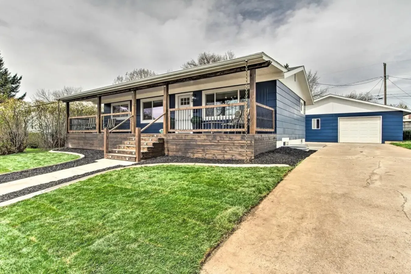 Modern Montana Retreat | Hot Tub + Playset | W & R