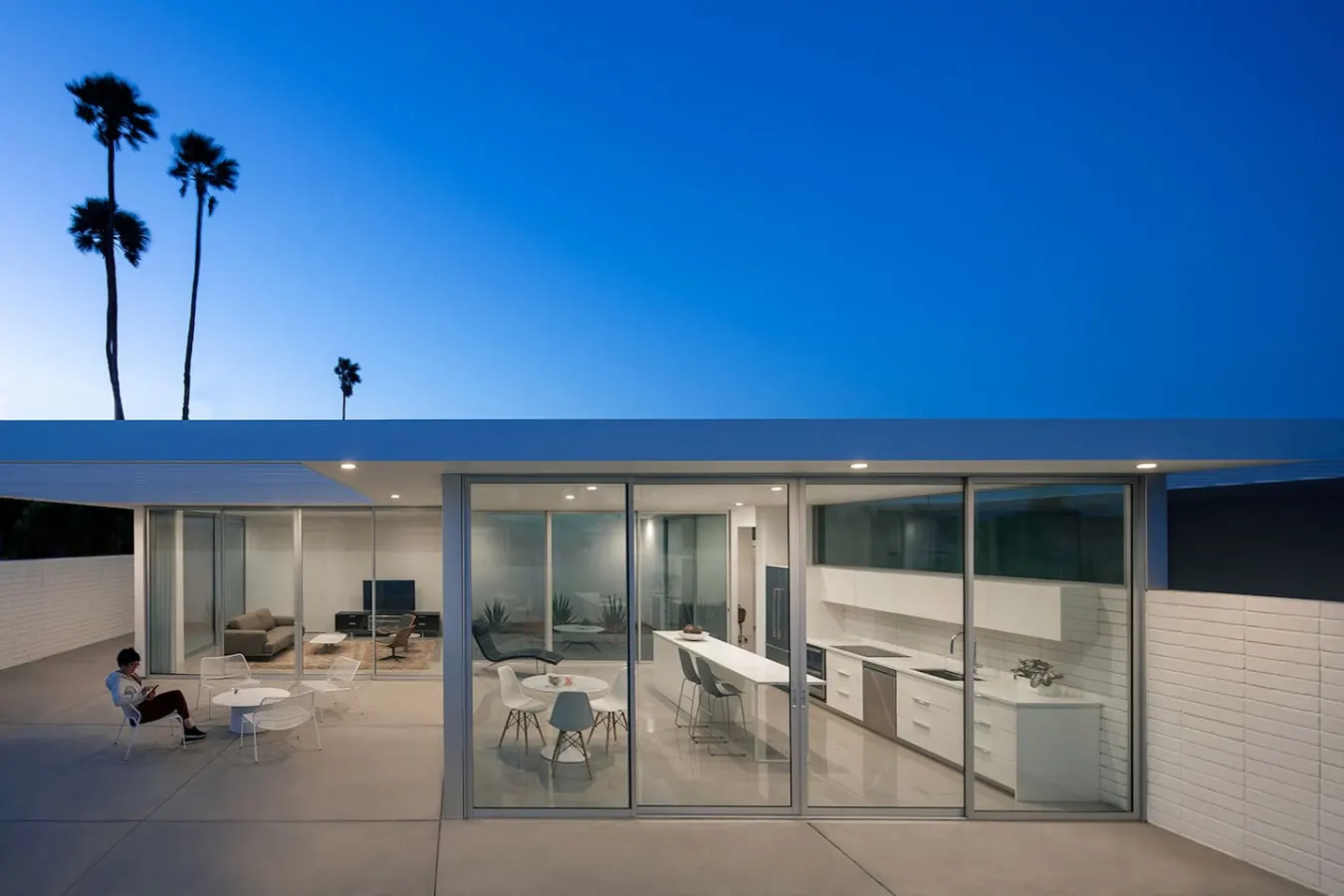 The Atrium: A Private Luxury Palm Springs Oasis 7