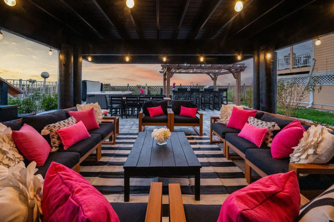 Seaside Rose Direct Ocean Front, Heated Pool, Hot Tub, Game Room, Sleeps 28, Outdoor Kitchen, Sleeps 28, Pets — photo 5