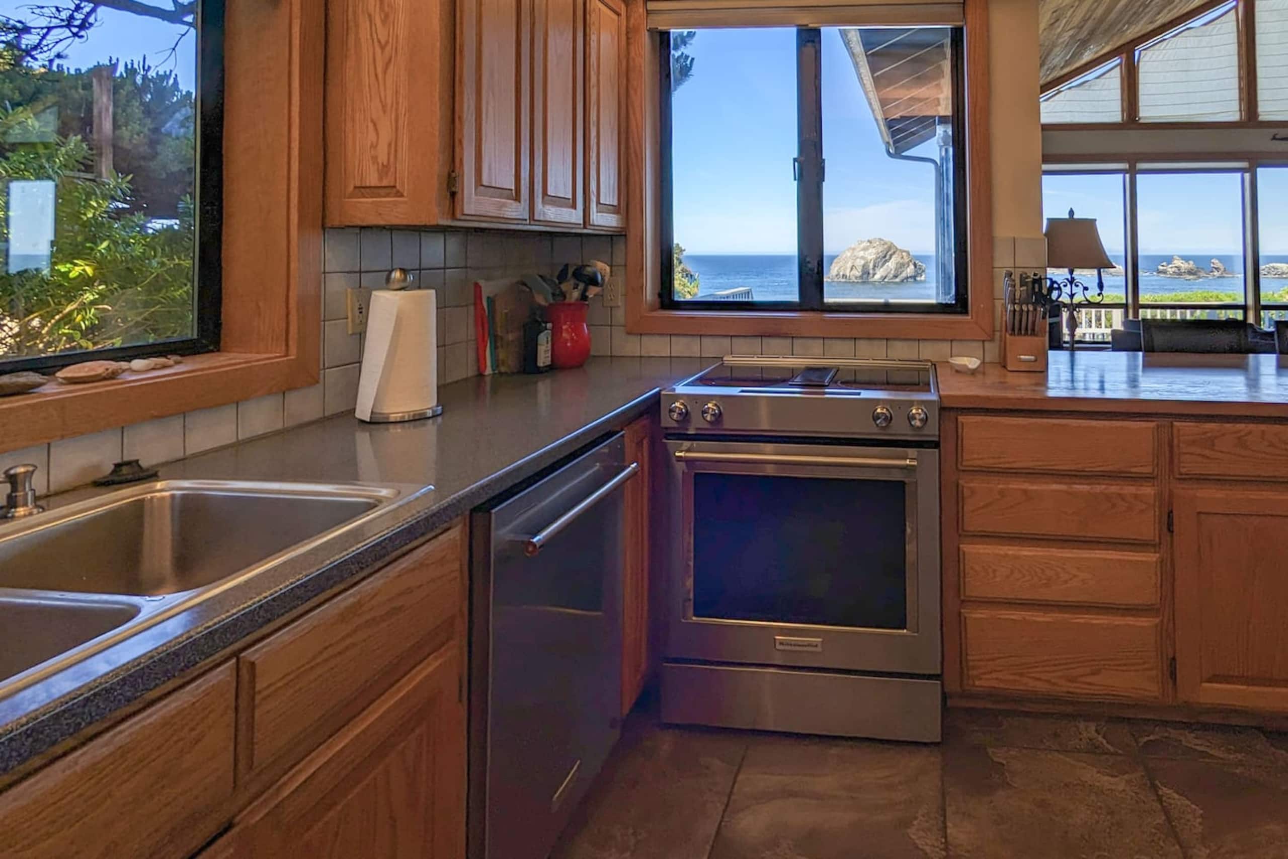 Ocean View at Face Rock 10