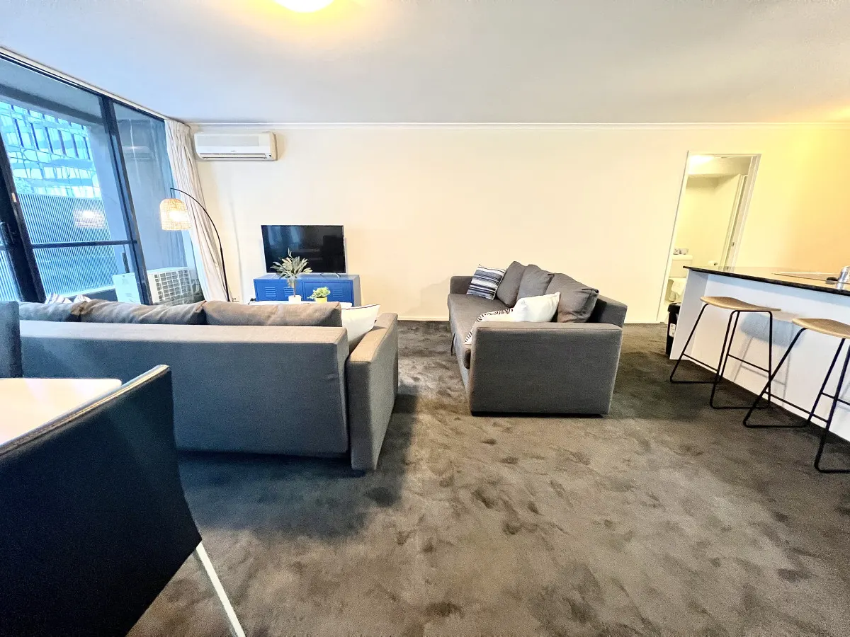 ReadySet Apartments on Kavanagh - 2 Bedrooms 2 Bathrooms - Y2 11
