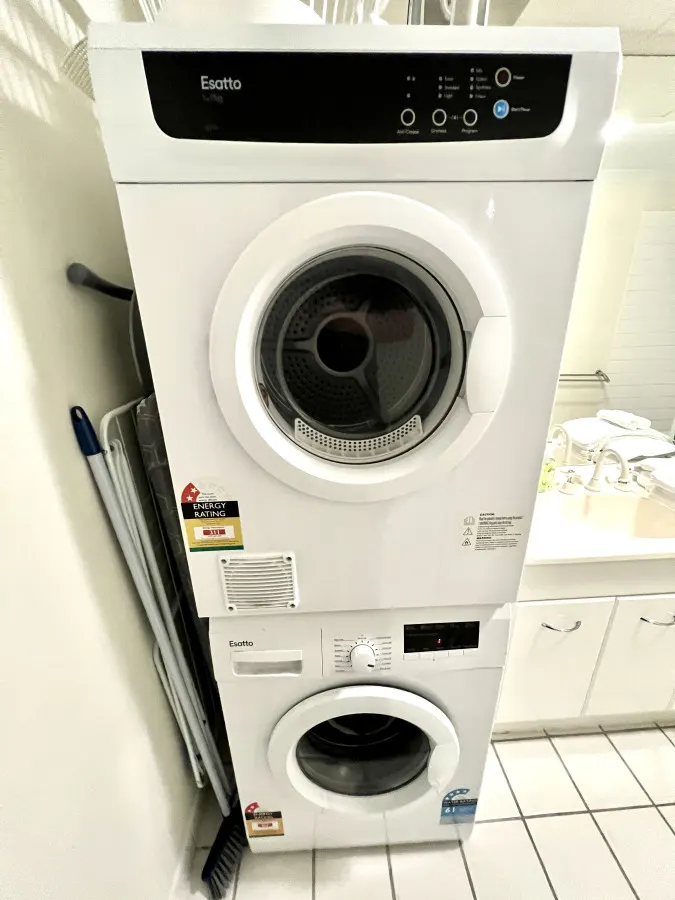 ReadySet Apartments on Kavanagh - 2 Bedrooms 2 Bathrooms - Y2 16