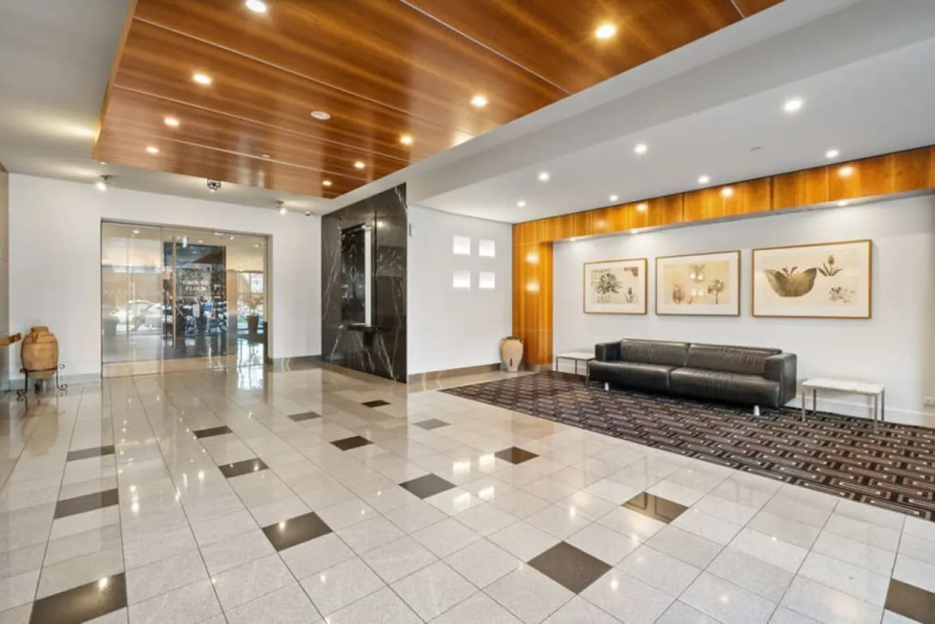 ReadySet Apartments on Kavanagh - 2 Bedrooms 2 Bathrooms - Y2 17