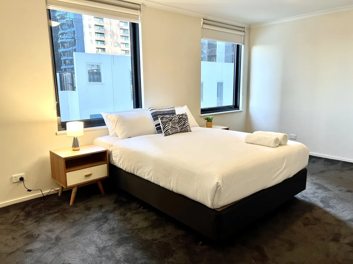 ReadySet Apartments on Kavanagh - 2 Bedrooms 2 Bathrooms - Y2 3