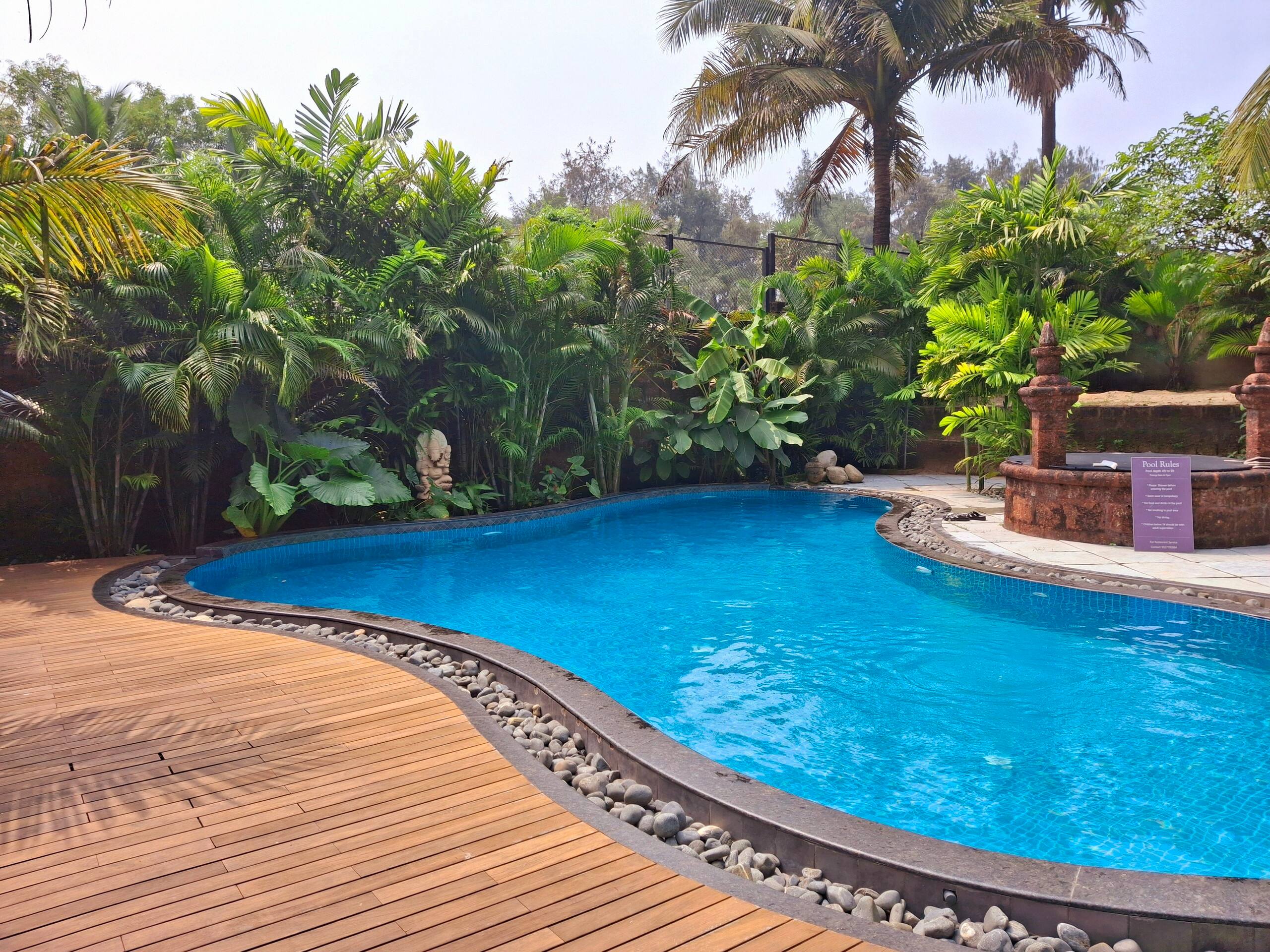 Papaya - tropical retreat steps from the beach! 39