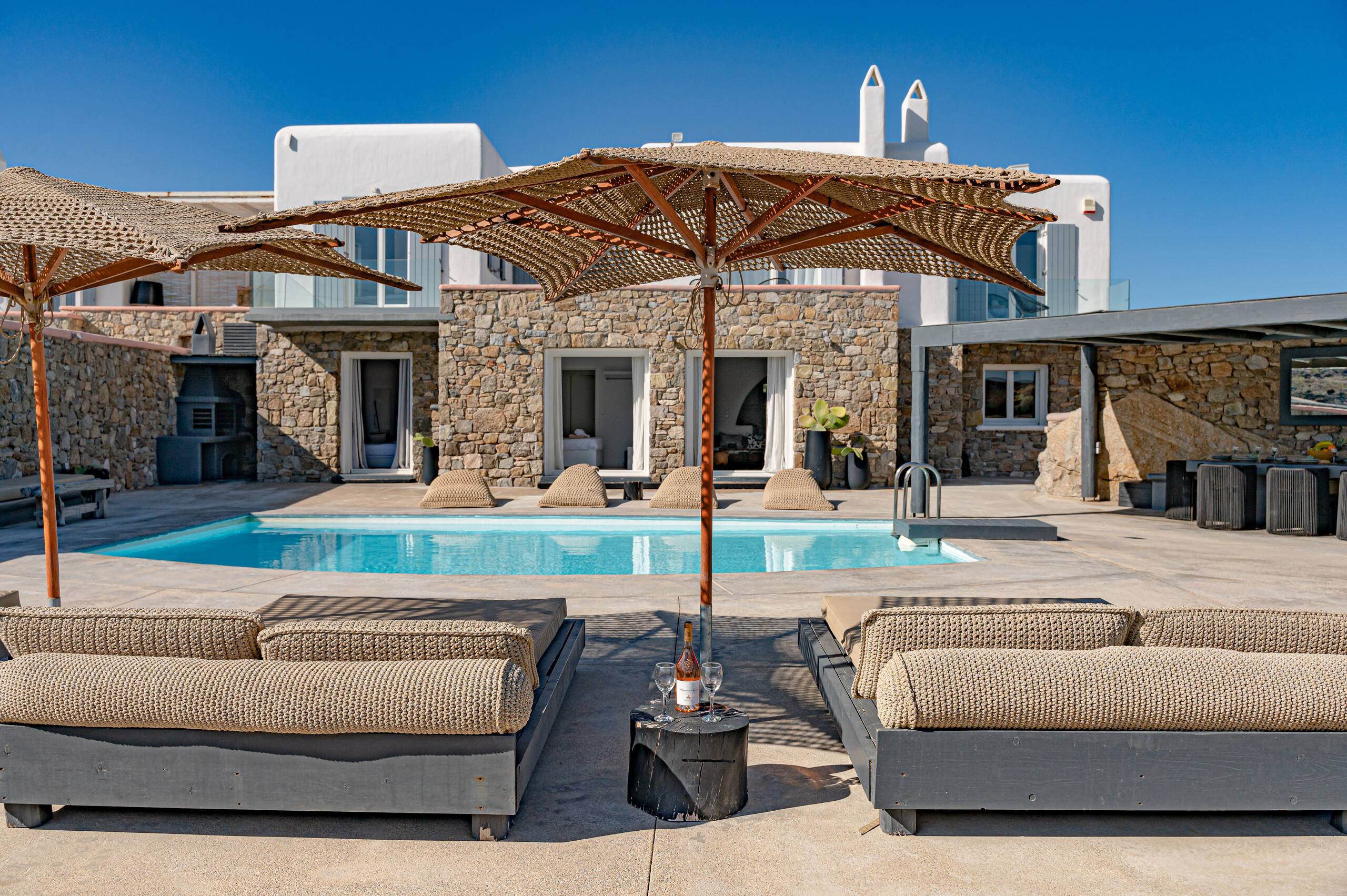 Tohu Villa 3, 6BR heated jacuzzi and Private pool! 14