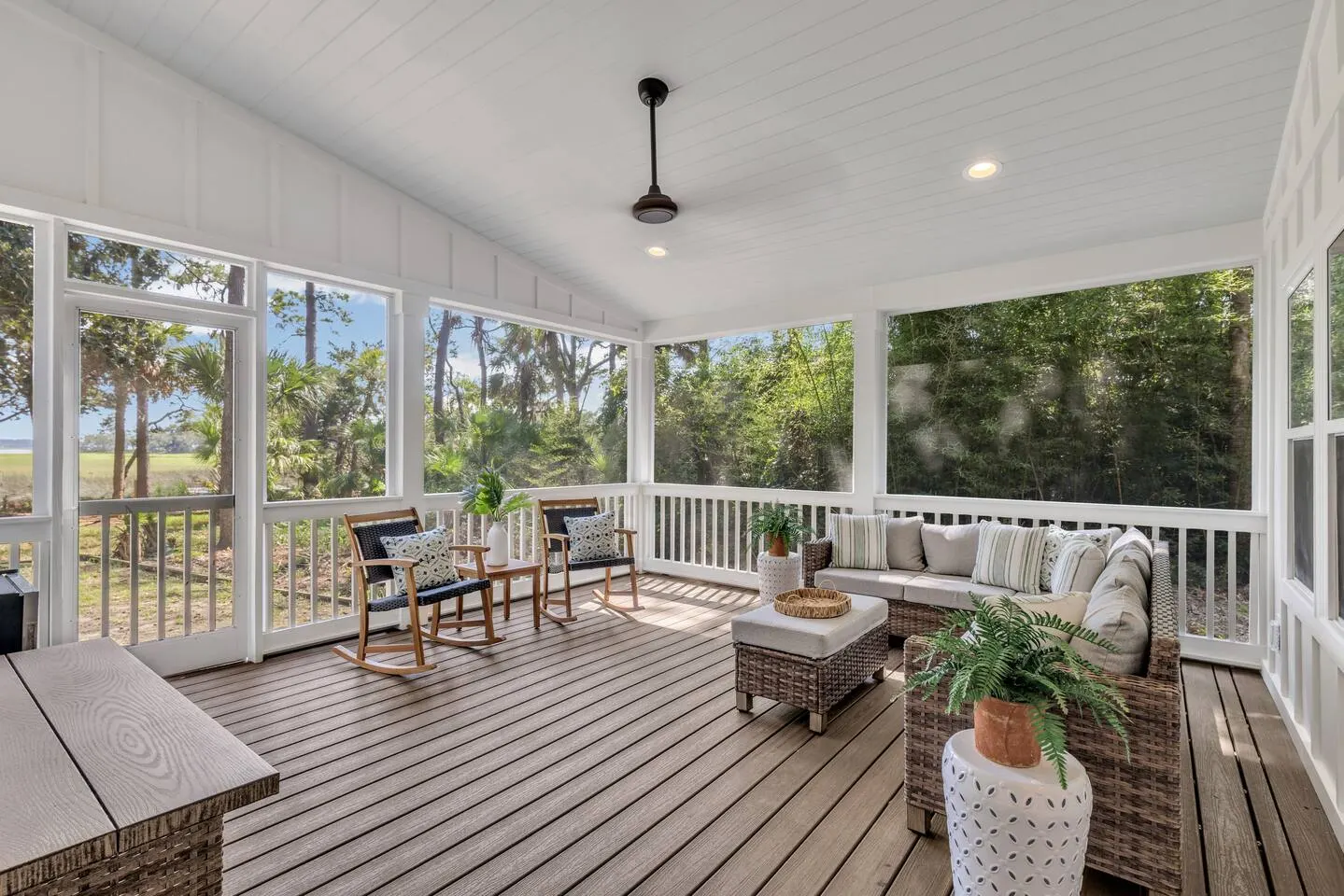 Salt Marsh Retreat - Marsh Views - 4 Bdrms 3 Baths — photo 2