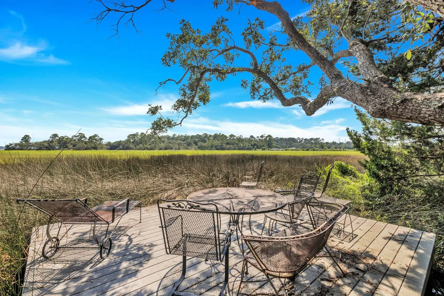 Salt Marsh Retreat - Marsh Views - 4 Bdrms 3 Baths — photo 3