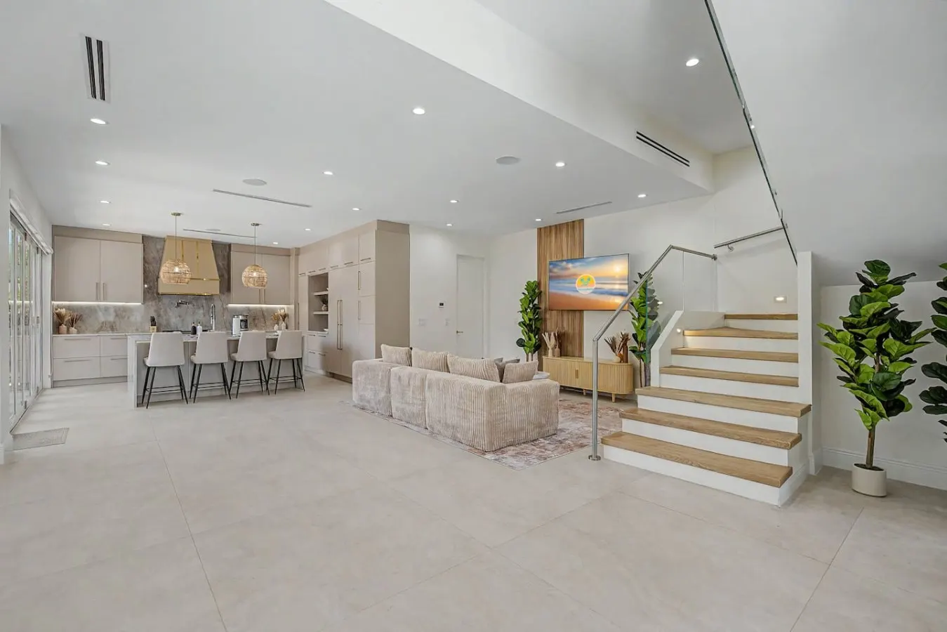 Luxury 4BR Oasis w/ Pool Minutes to Downtown 15