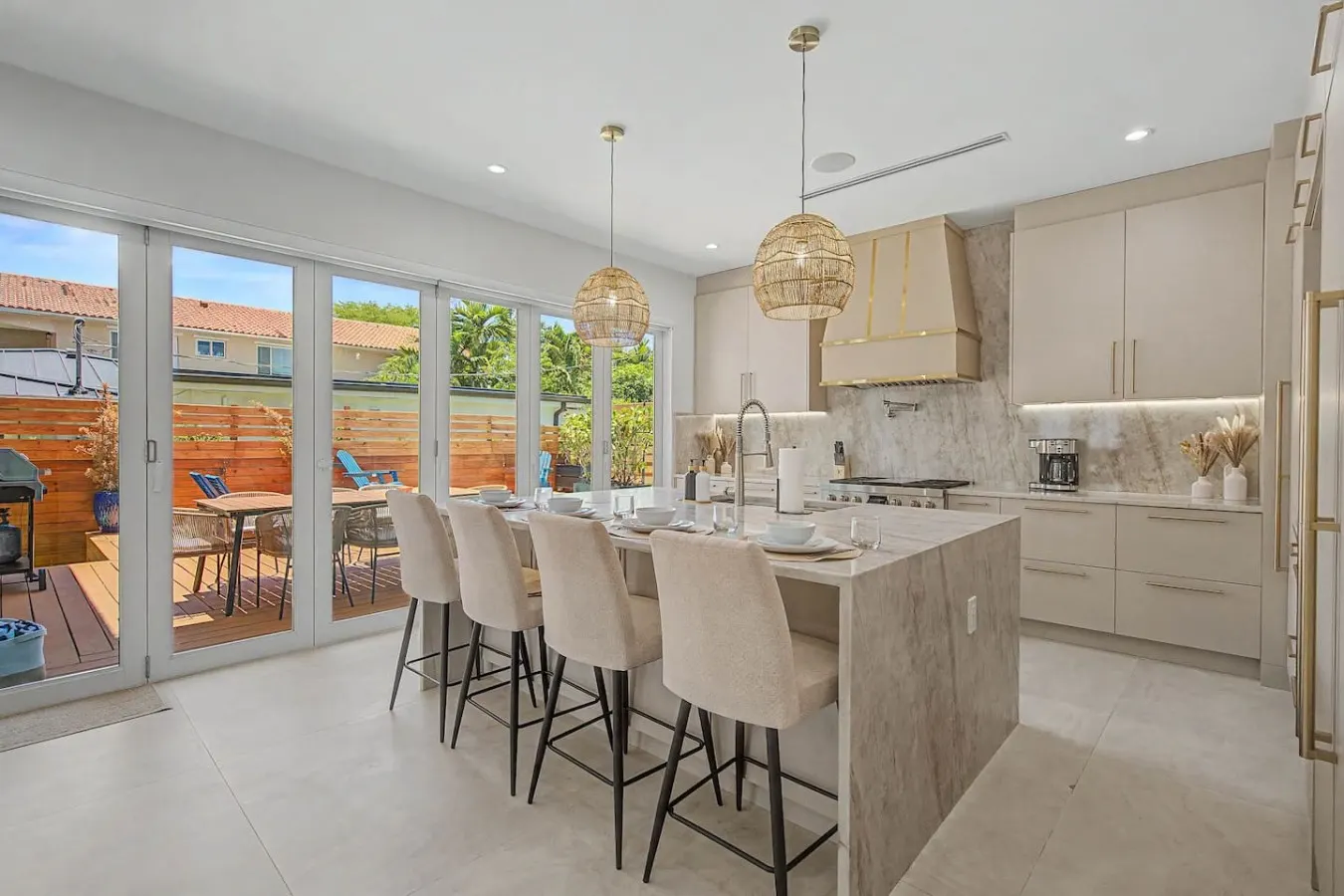 Luxury 4BR Oasis w/ Pool Minutes to Downtown 7