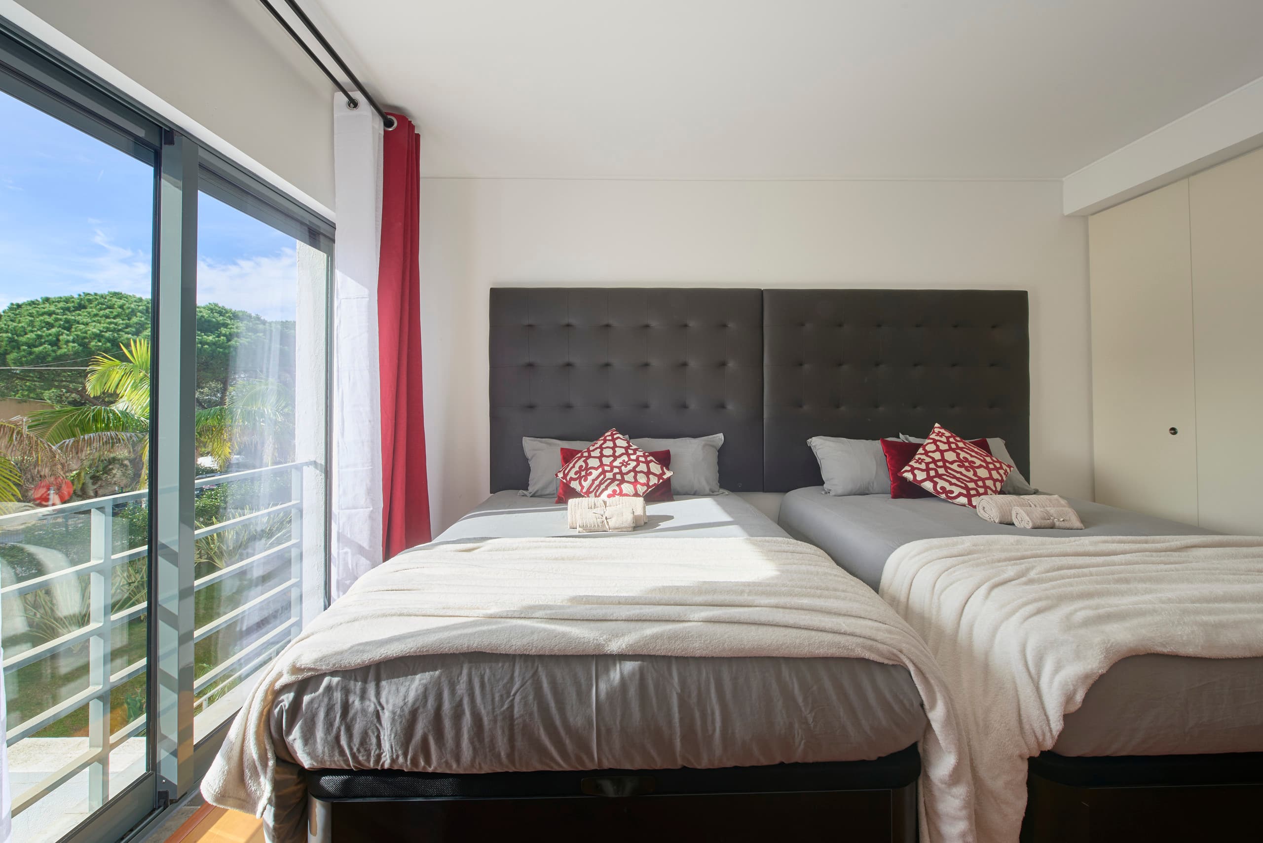 Riviera Premium - Pool, Gardens & Private Rooftop 22