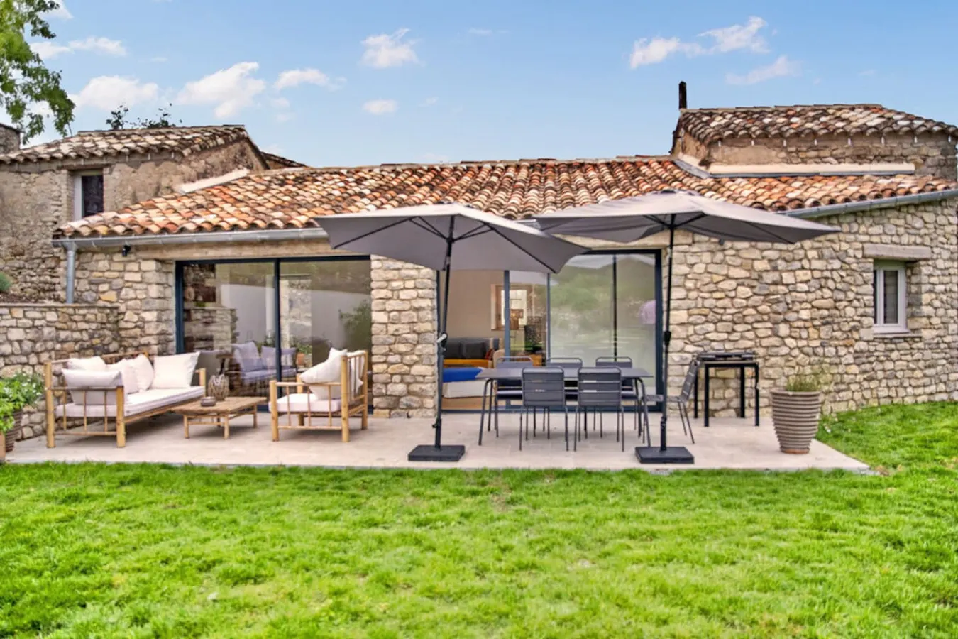 Gîte perché avec vue Cévennes, piscine & pétanque