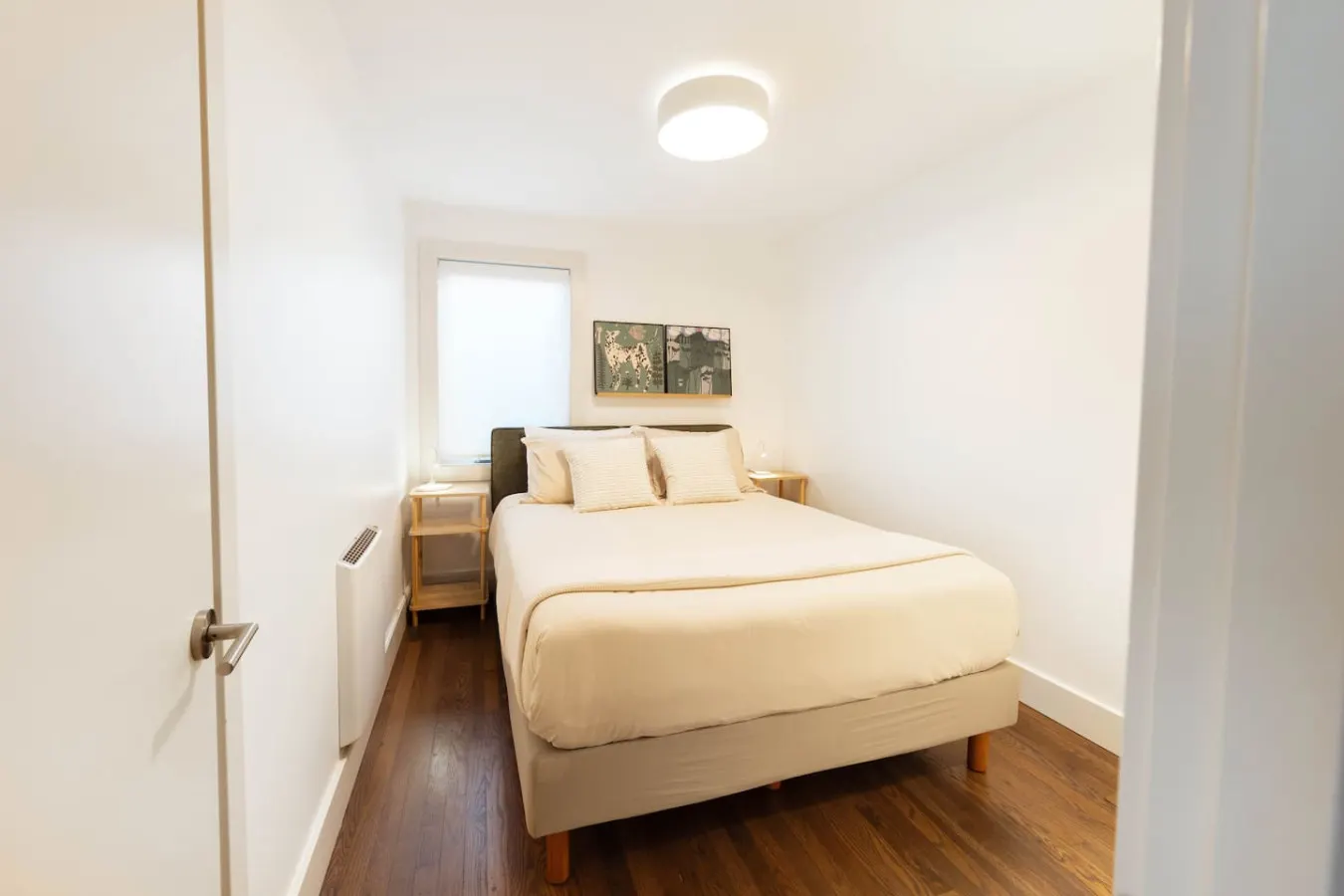 NEW Seattle Retro Retreat Sleeps 4 15