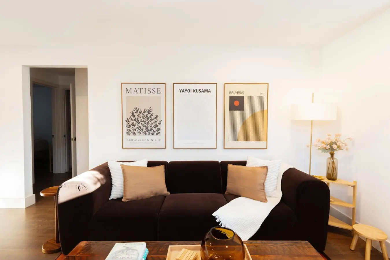 NEW Seattle Retro Retreat Sleeps 4 3