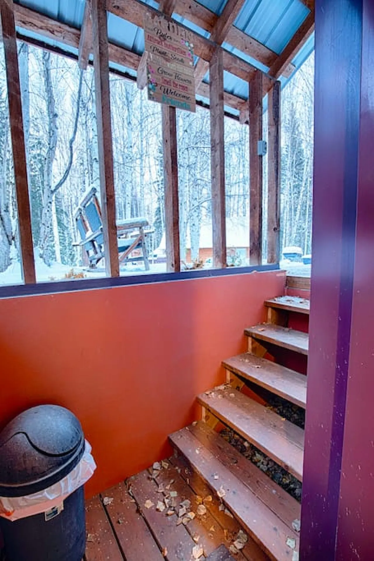 Cozy Basement Apartment & Executive Retreat 10