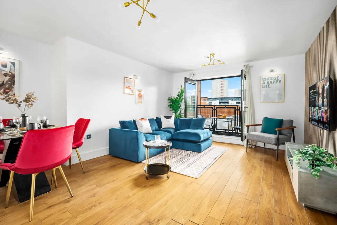 Modern B1 Apartment - 2 Bedrooms - Balcony 19
