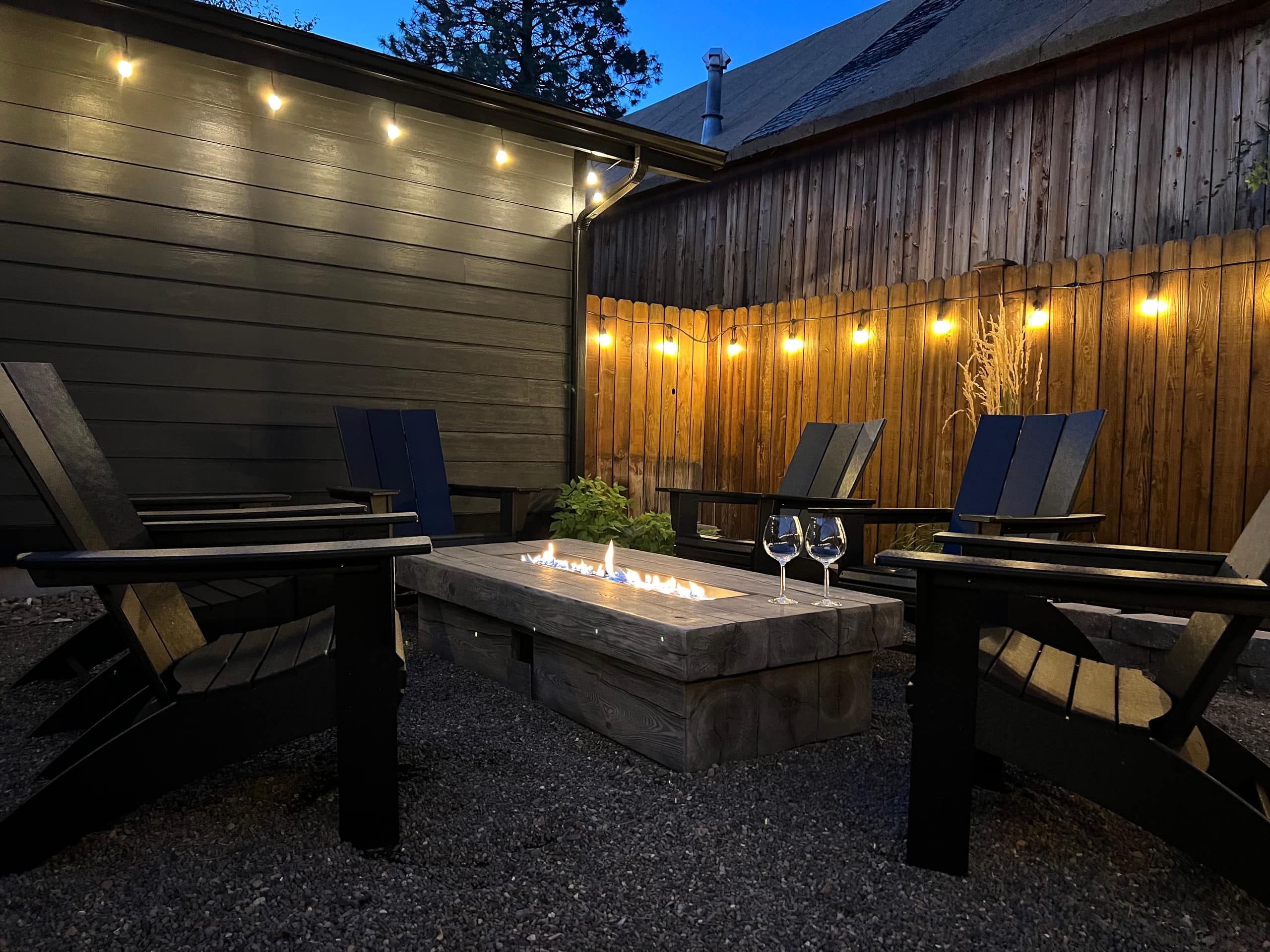 Spacious Bend Mid-Century•Near Old Mill & Downtown — photo 4
