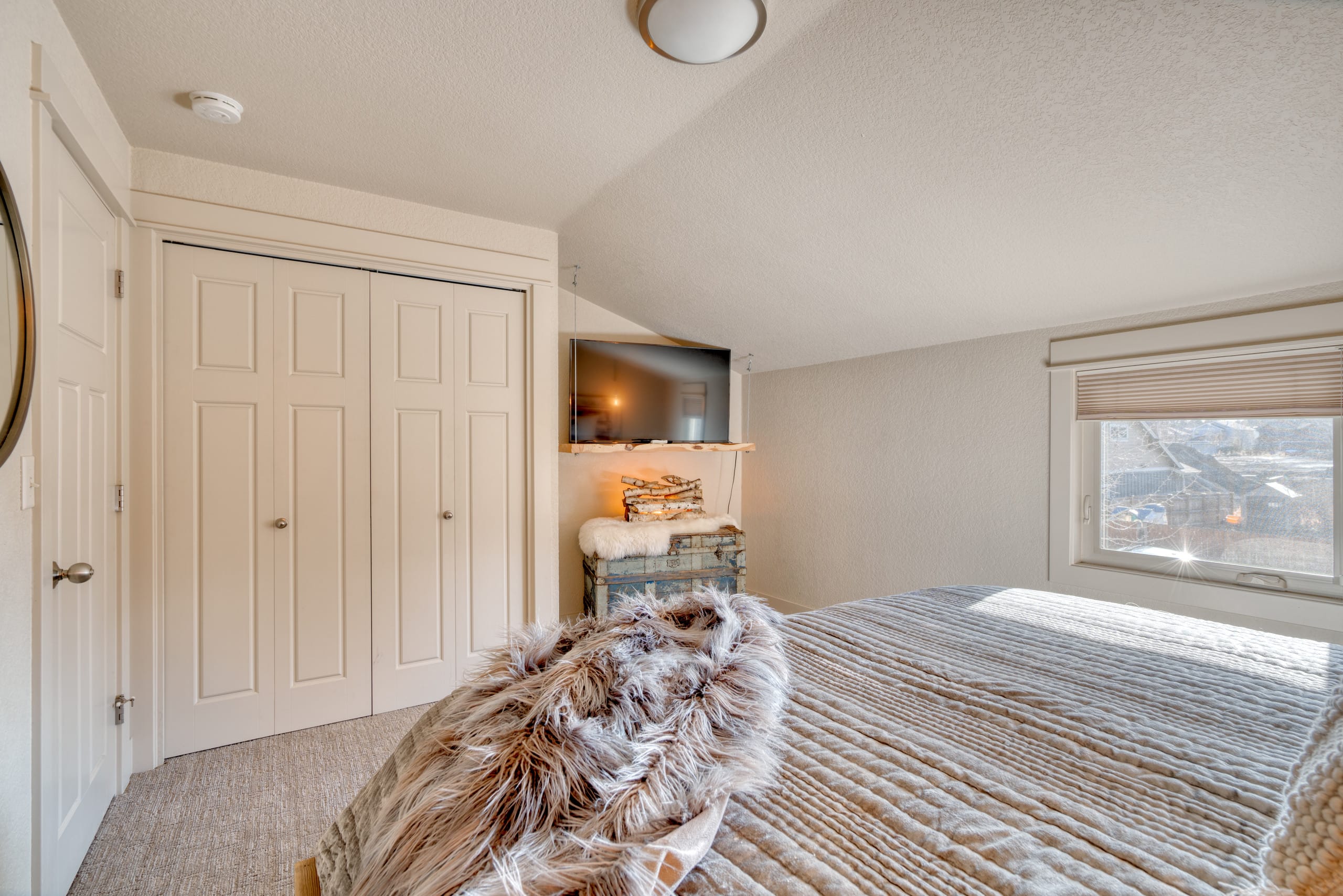 Spacious Bend Mid-Century•Near Old Mill & Downtown 23