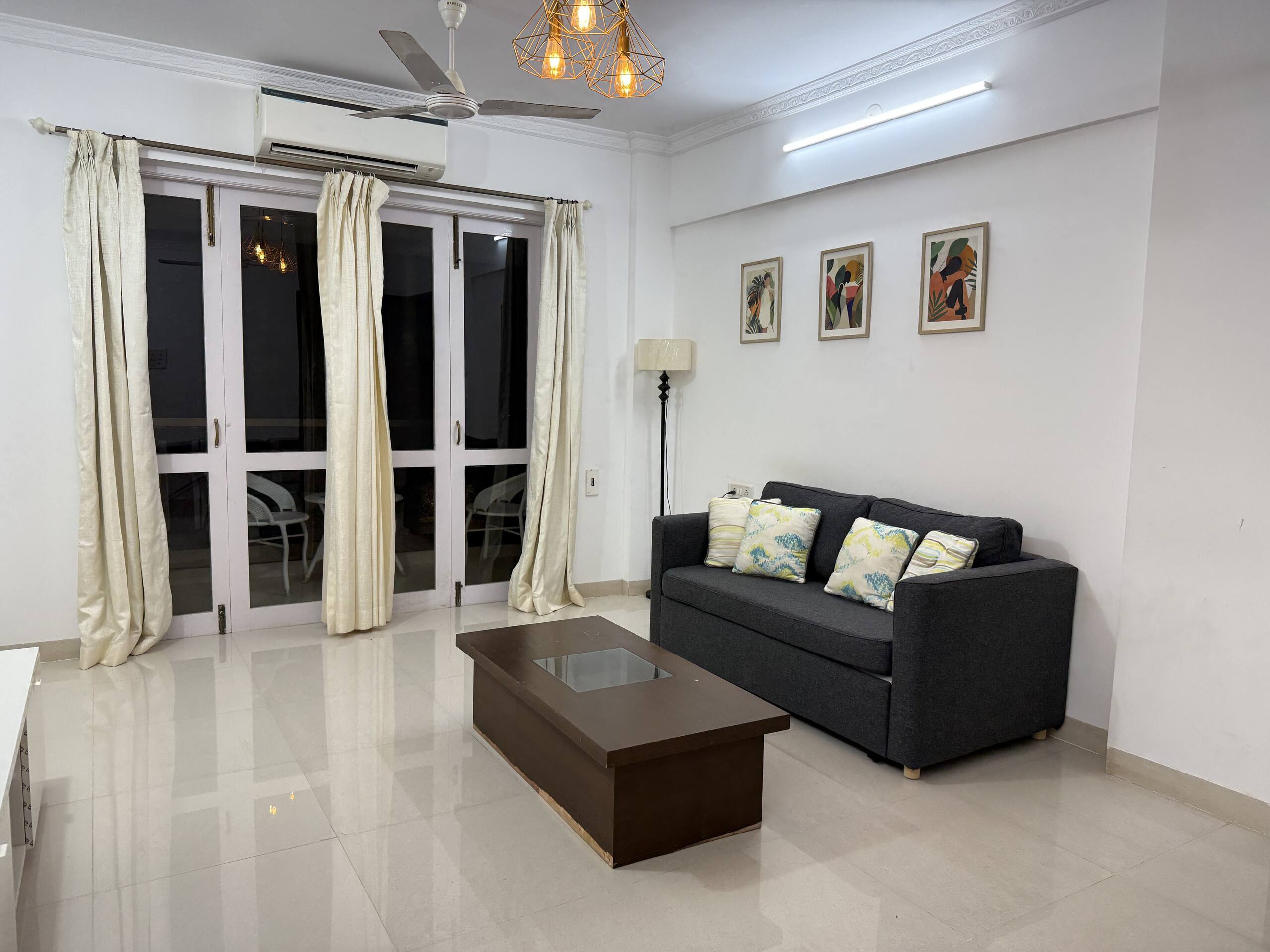 Comfortable 3 BHK Flat/ 3 min to Beach / Sleeps 8 3