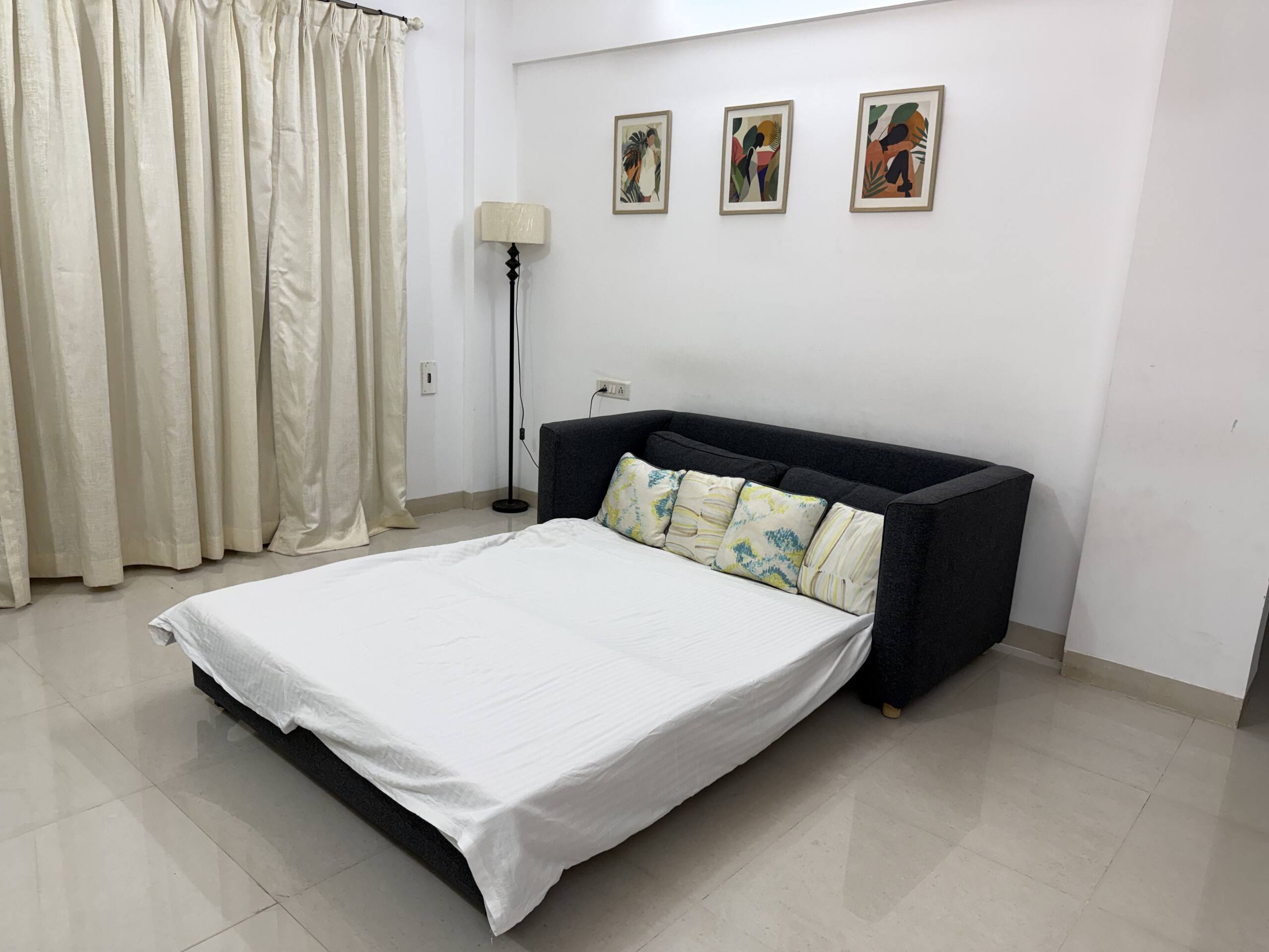 Comfortable 3 BHK Flat/ 3 min to Beach / Sleeps 8 4