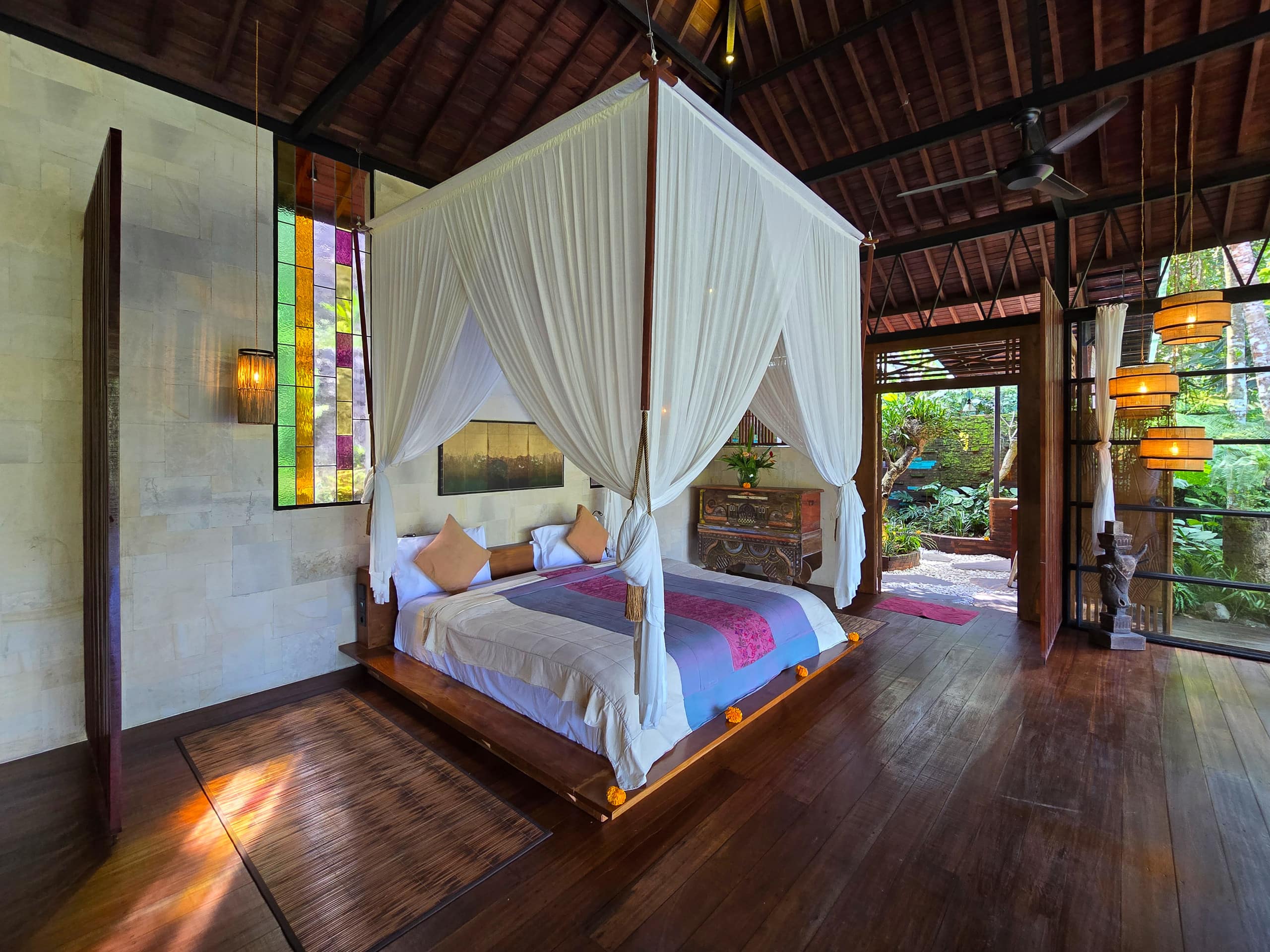 Private Joglo Villa with Pool · Jungle near Ubud 16