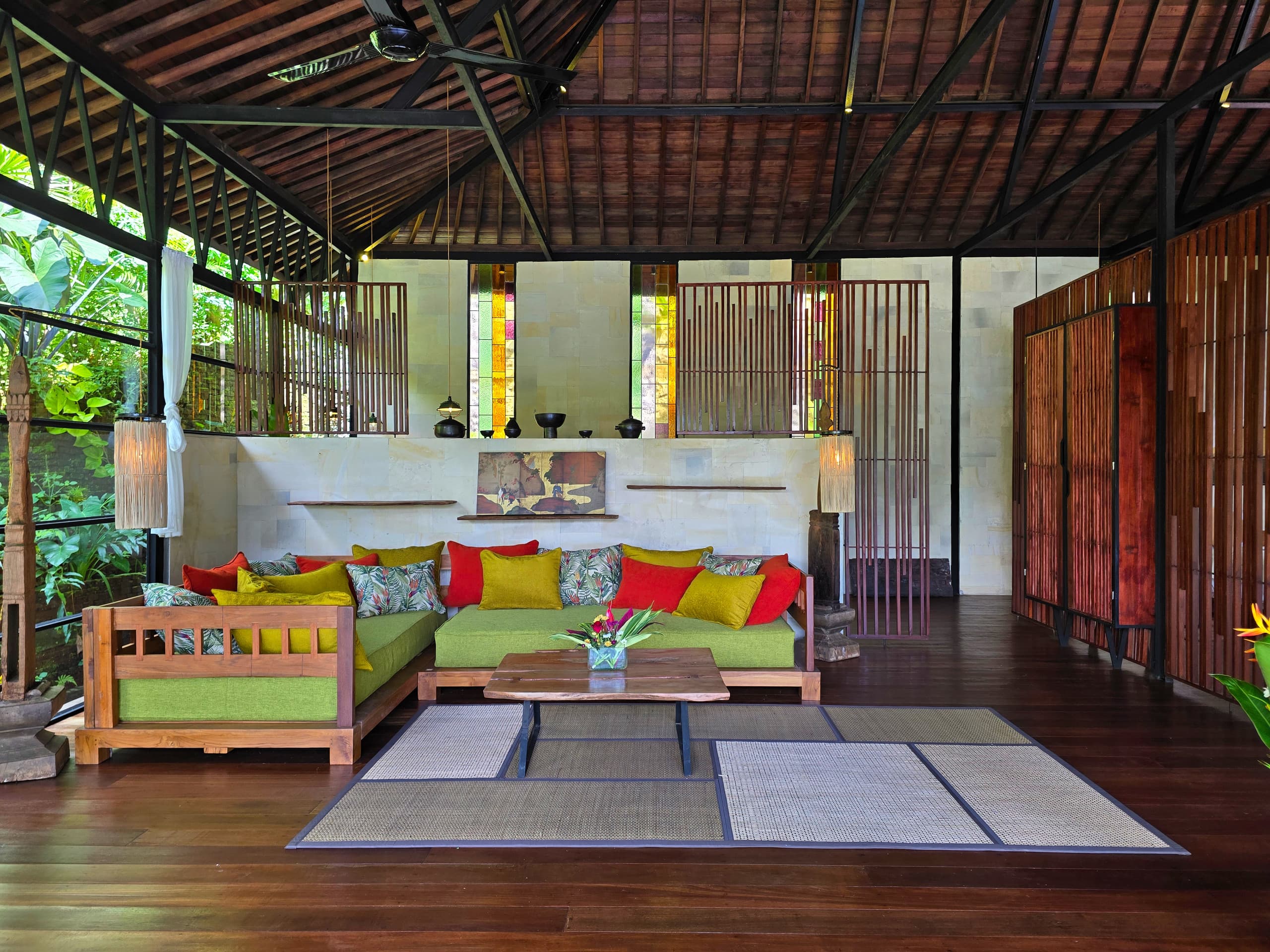 Private Joglo Villa with Pool · Jungle near Ubud 12