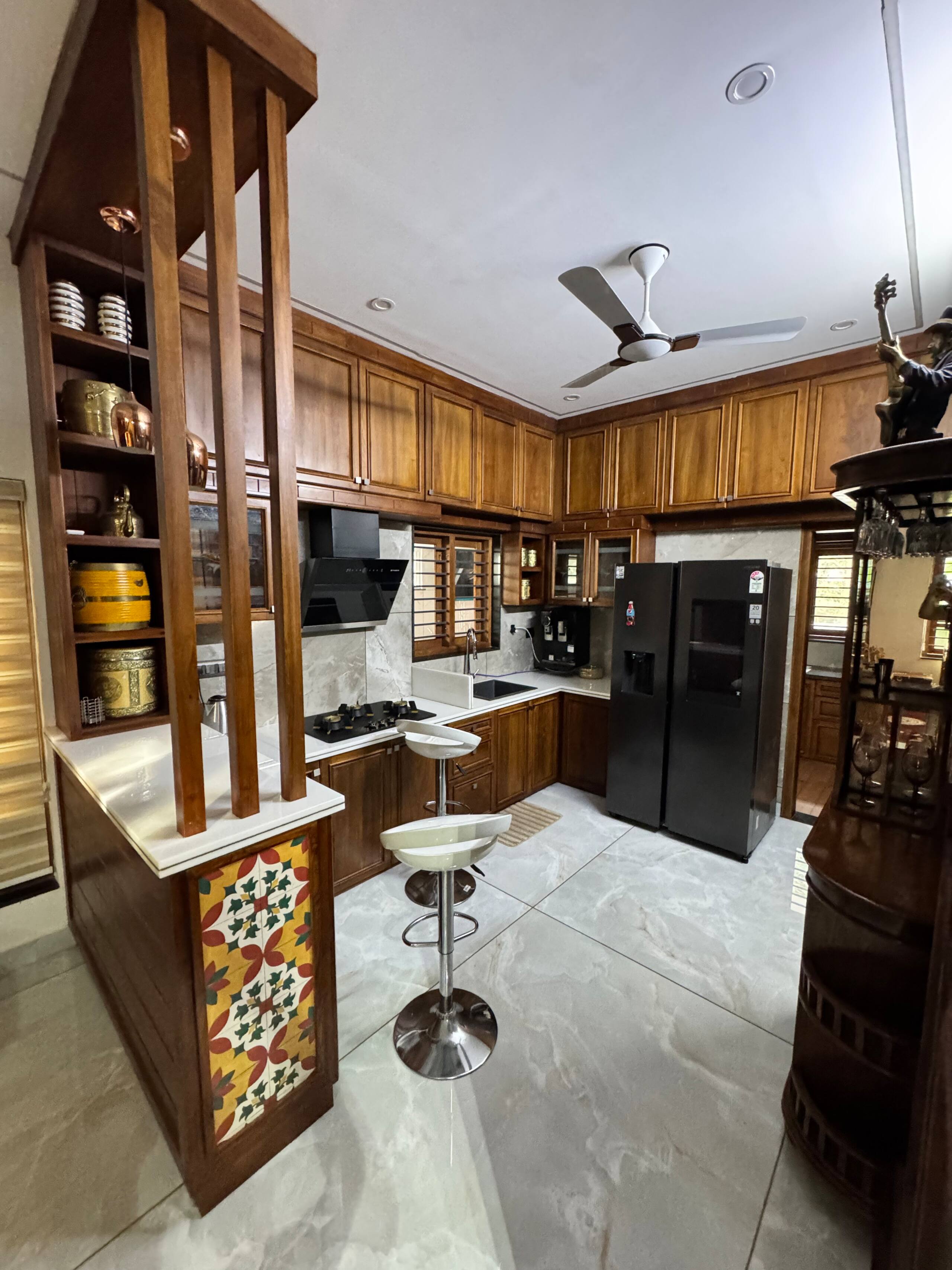 Luxury heritage 3BHK 300m away from lulumall TVM 5