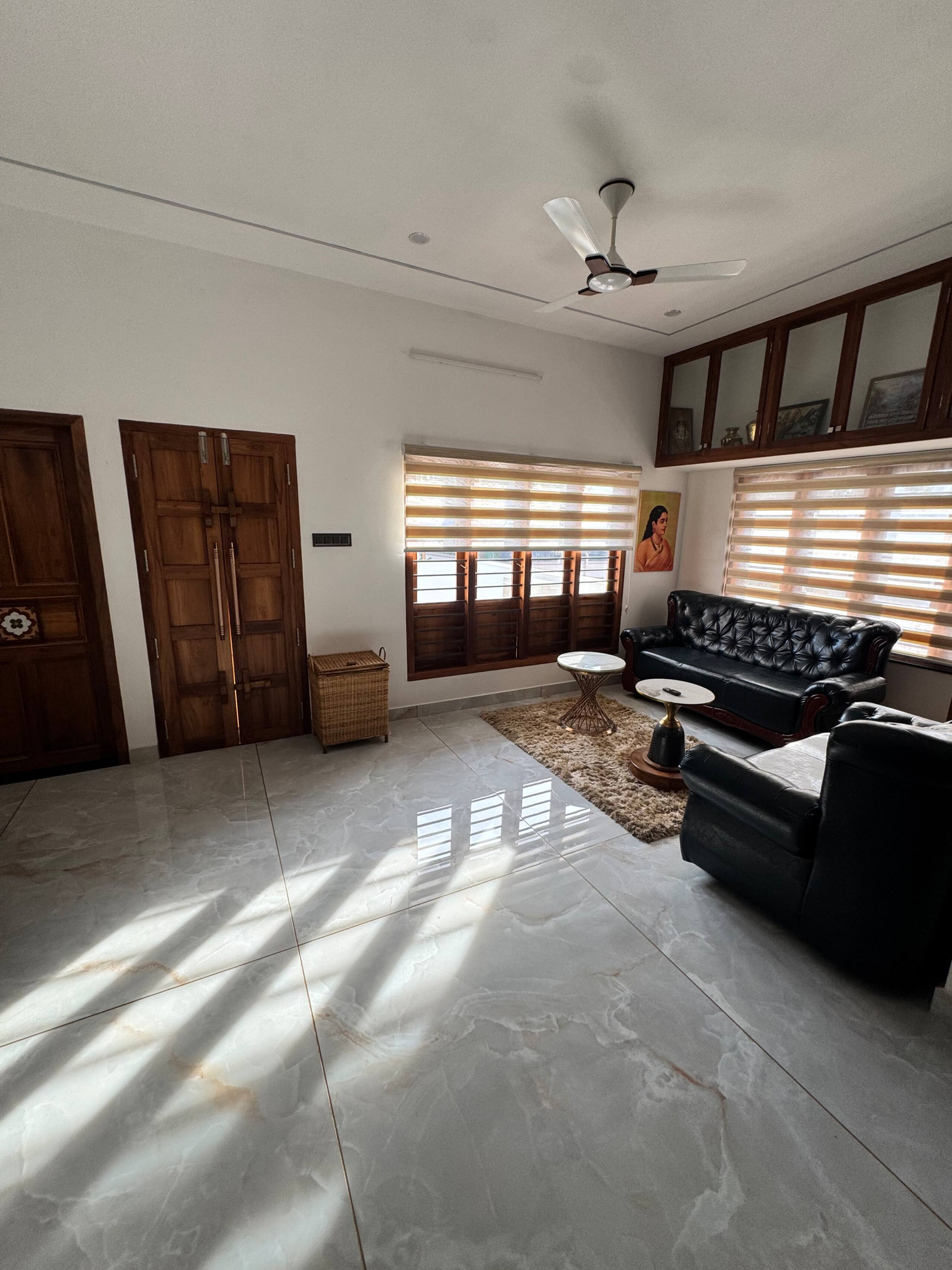 Luxury heritage 3BHK 300m away from lulumall TVM 10