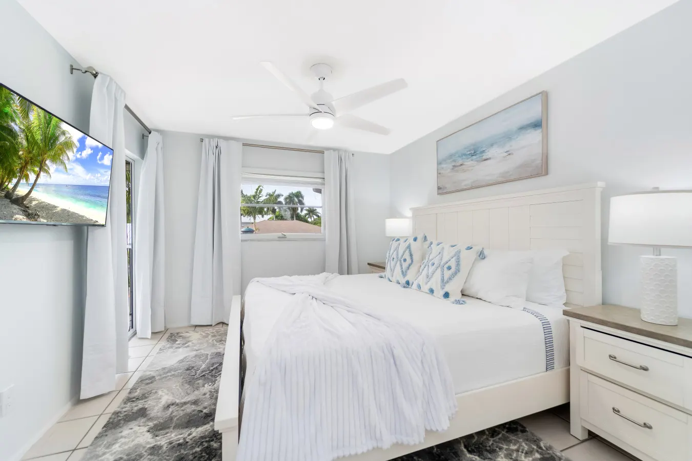Naples Luxe Coral Oasis - Walk to the beach and 5th Ave 8