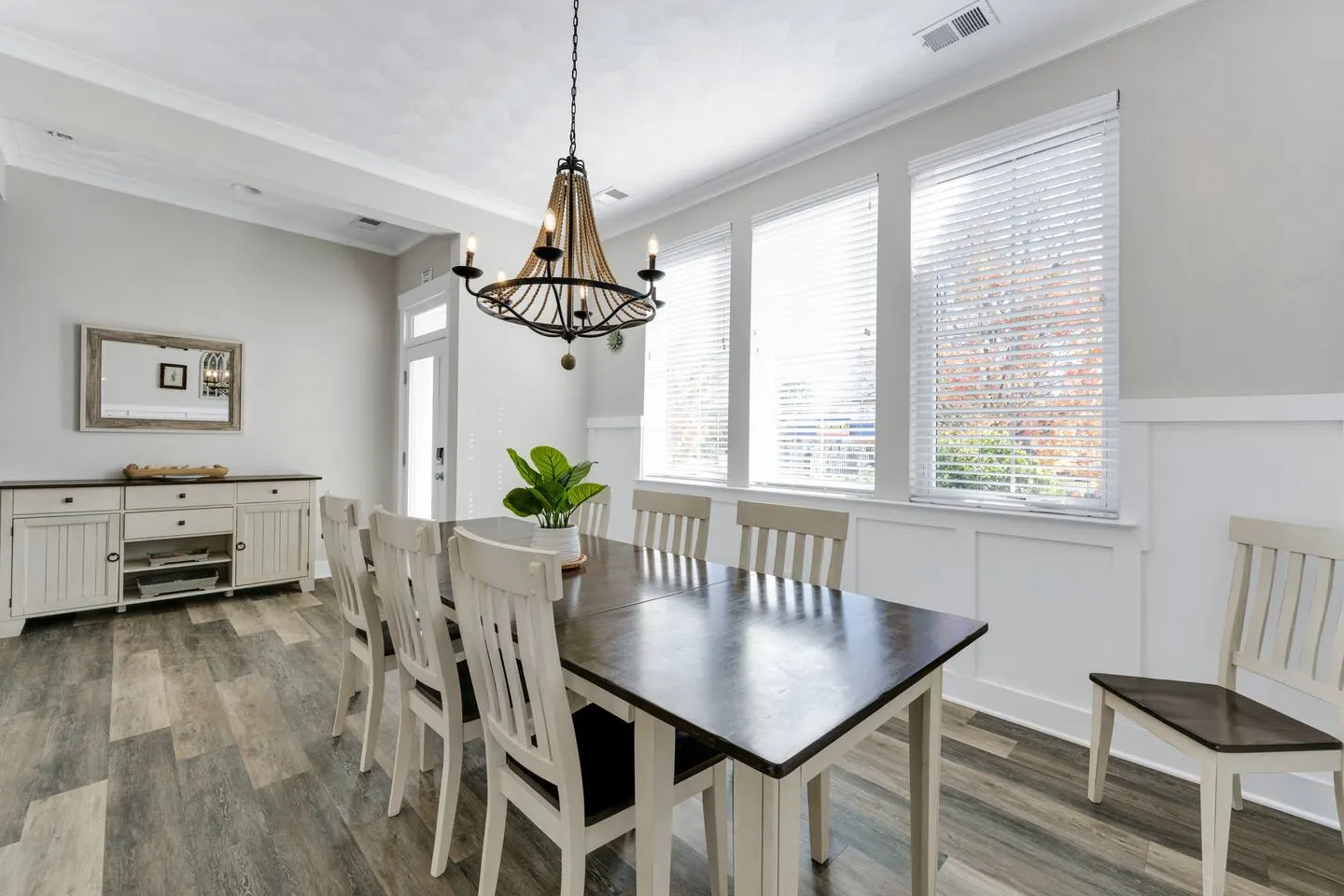 Virginia Beach 5BR House Near Boardwalk Dogs OK 3