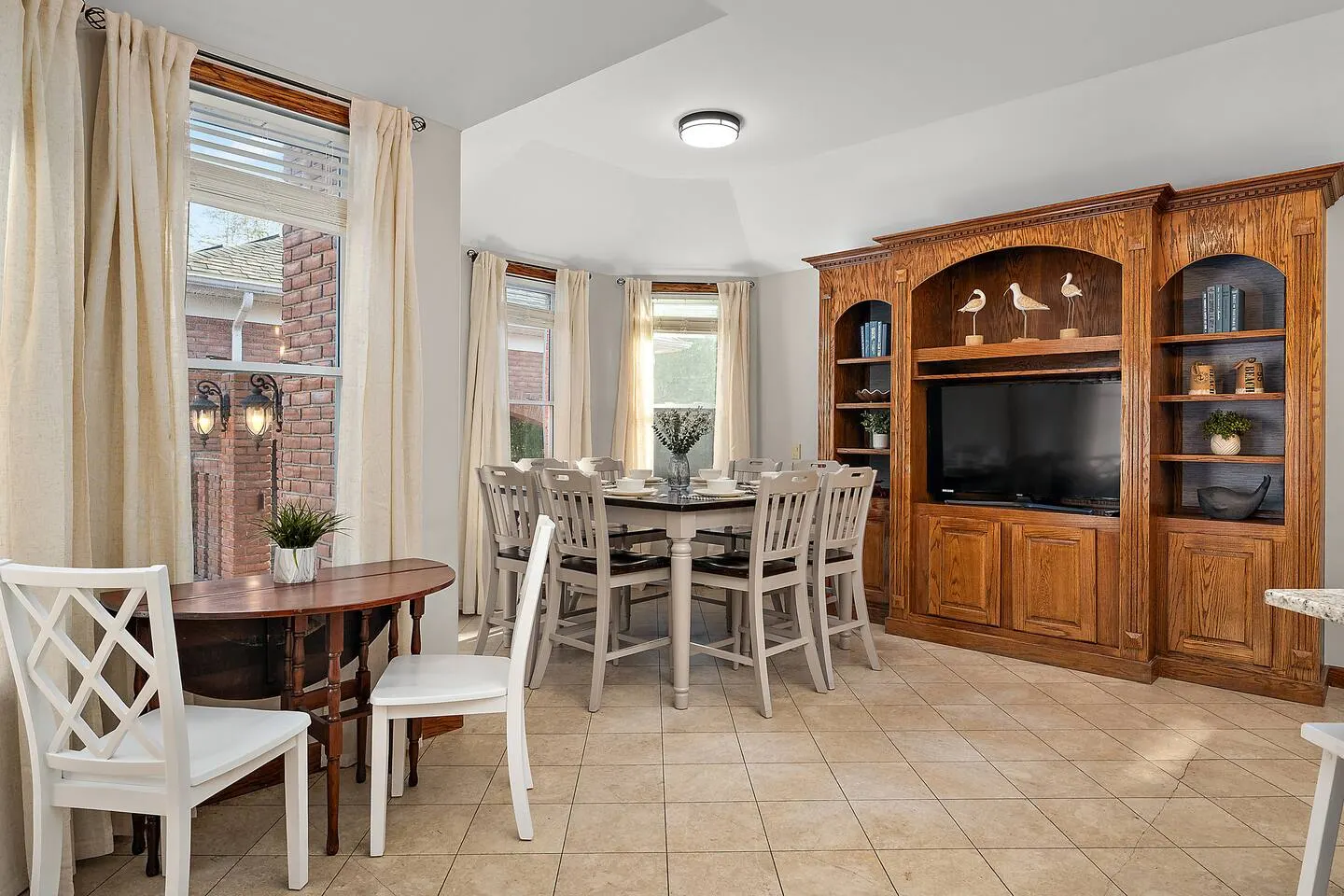 Sleeps26 Mins to Beach w. GameRoom-Pool-BBallCourt 15