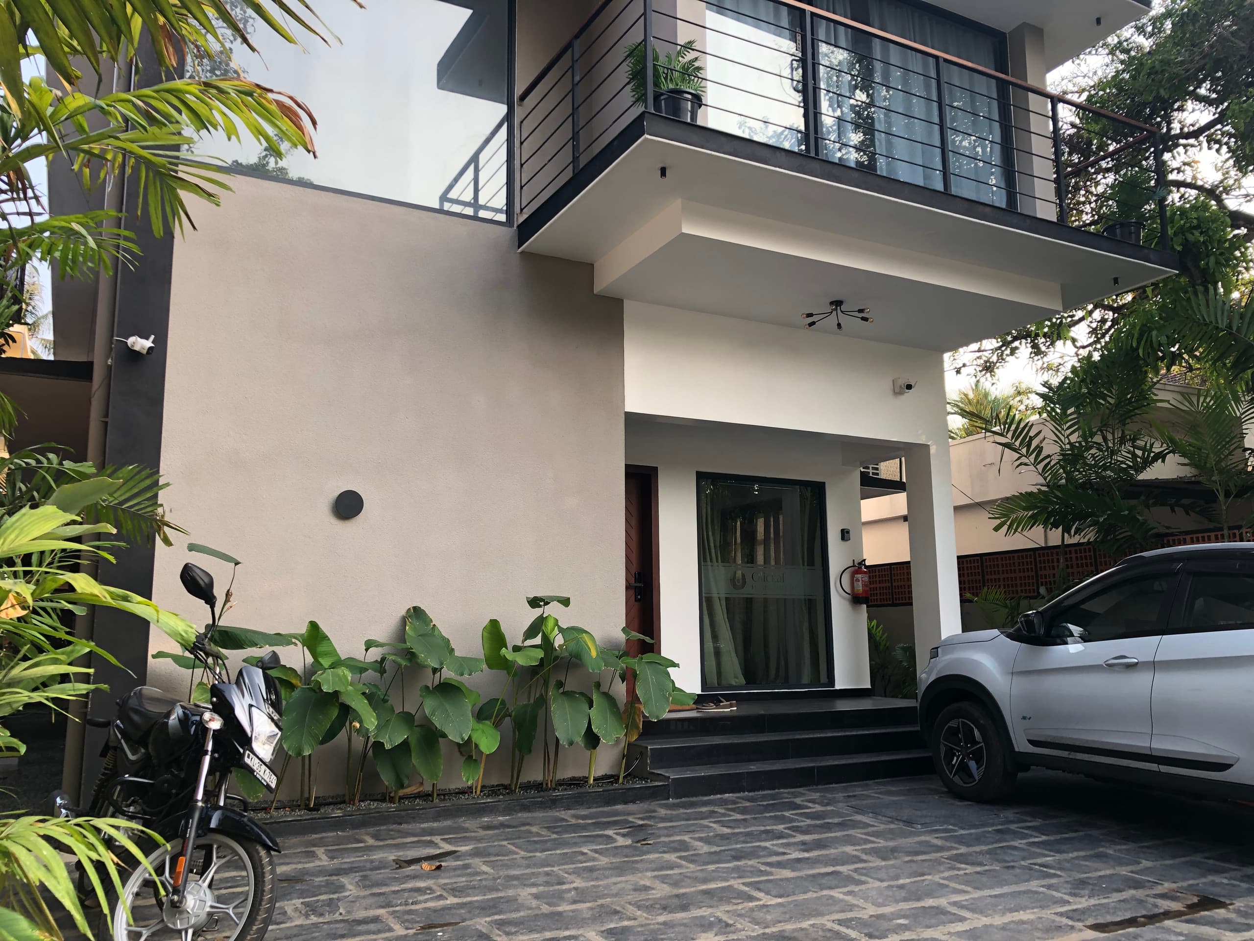 Villa Cherry | Cozy 3BHK Pvt Pool Villa in Cochin 2