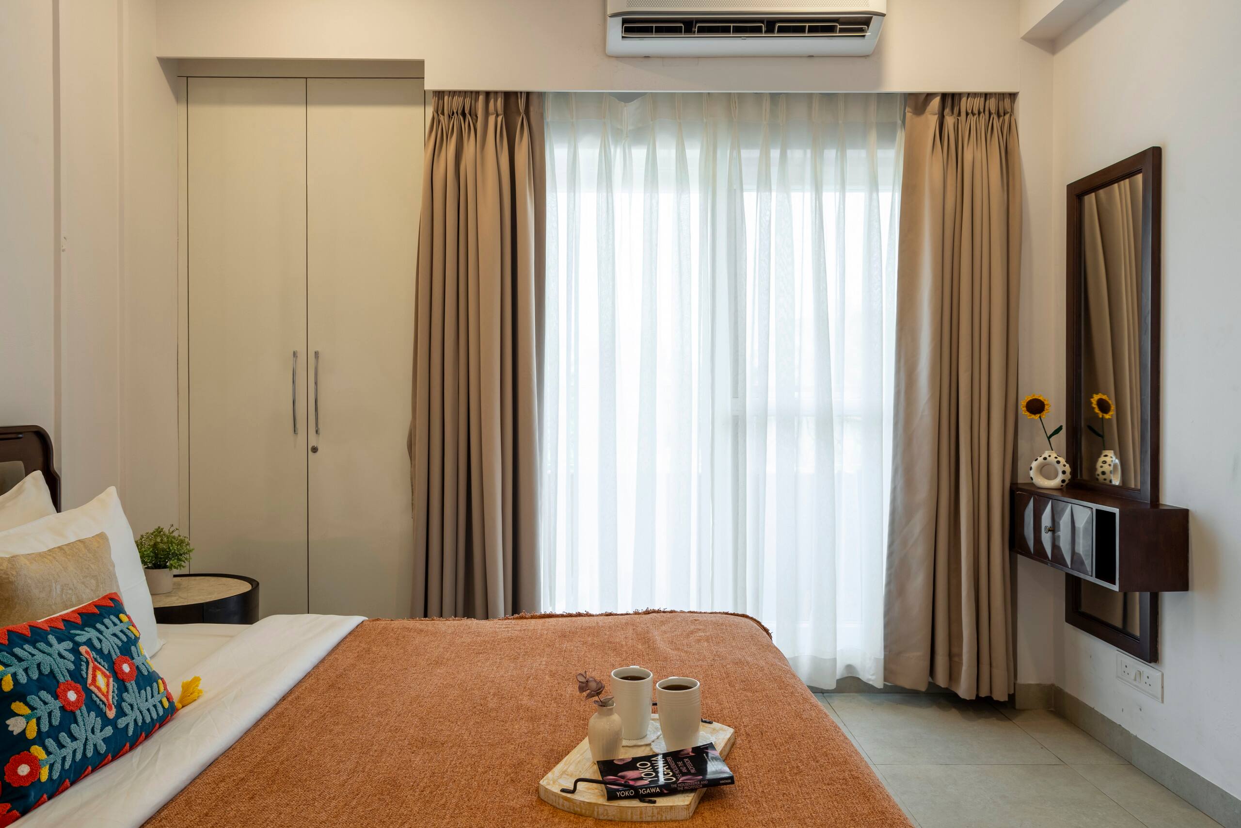 Emerald Pool View 1BHK | Candolim, North Goa 29