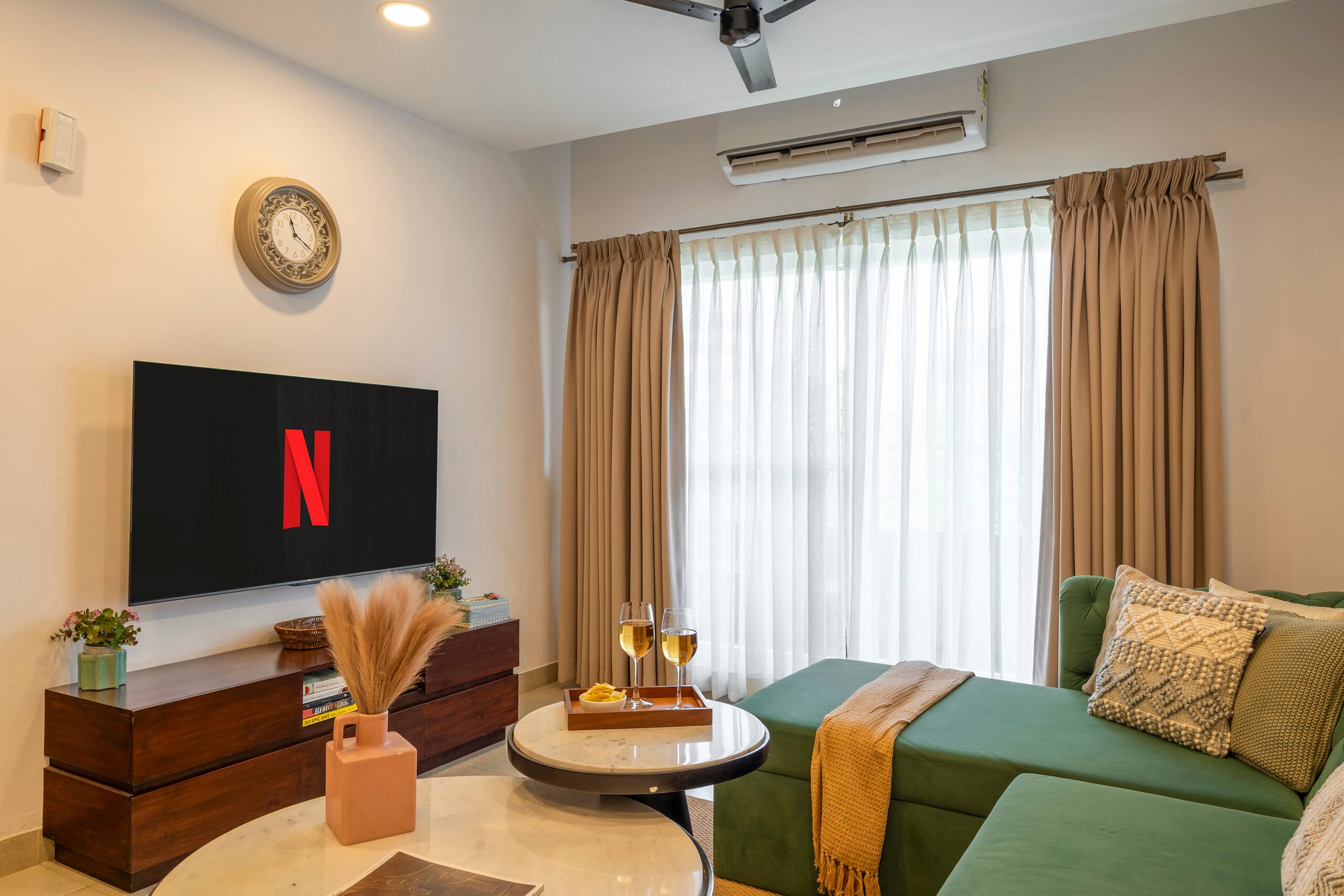 Emerald Pool View 1BHK | Candolim, North Goa 13