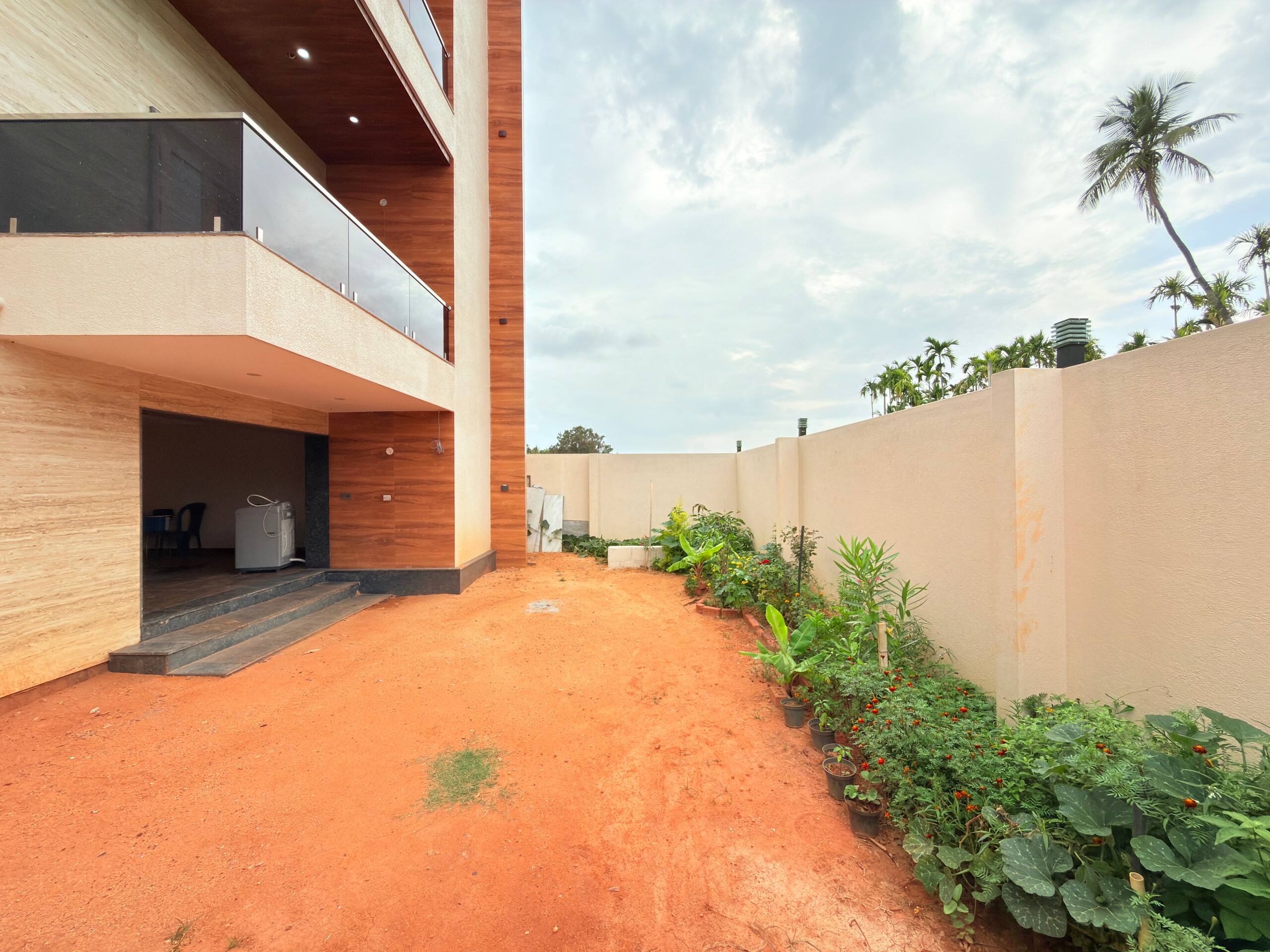 Palm Breeze 4BHK Spacez Modern Villa 37