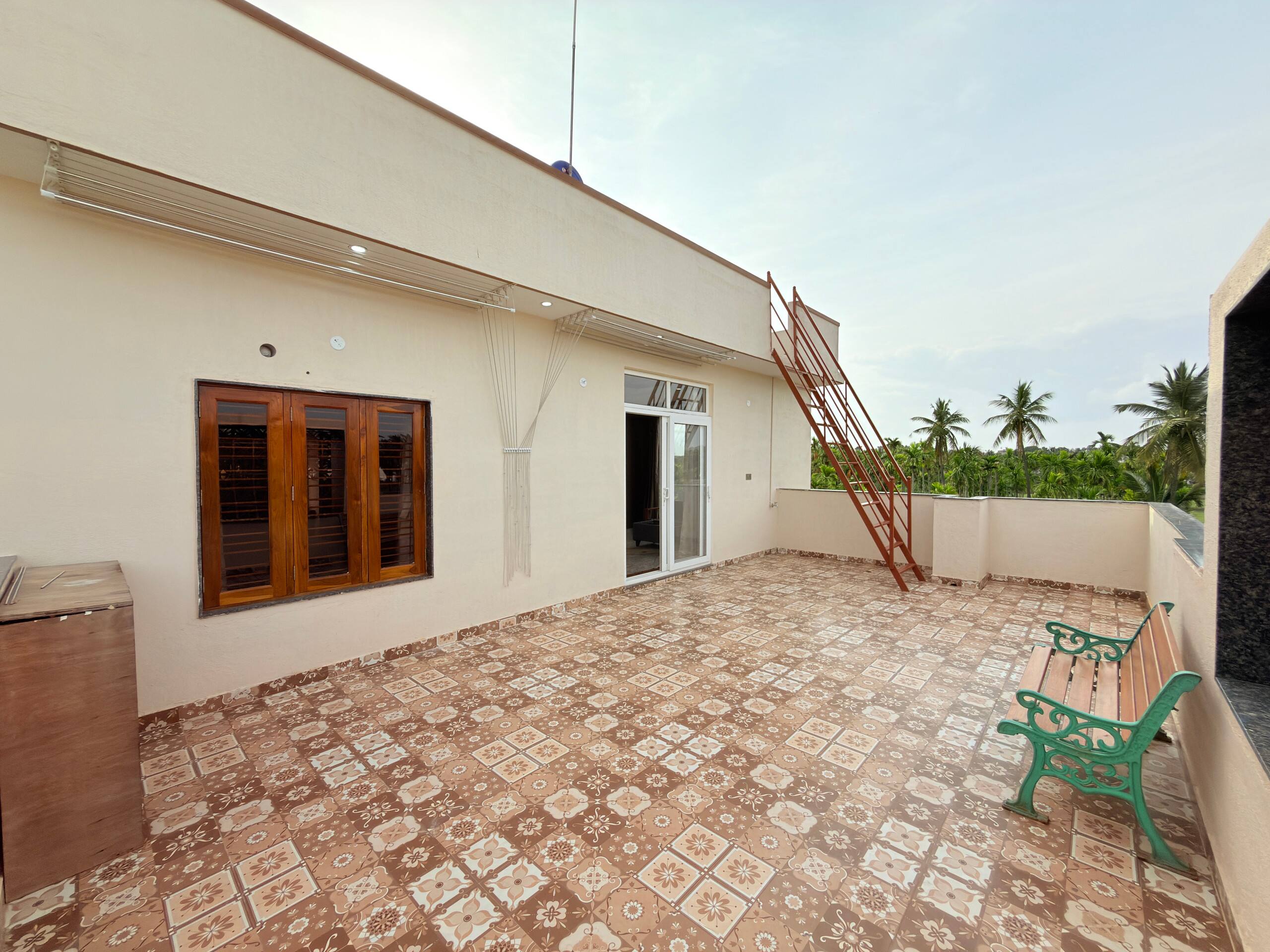Palm Breeze 4BHK Spacez Modern Villa 39