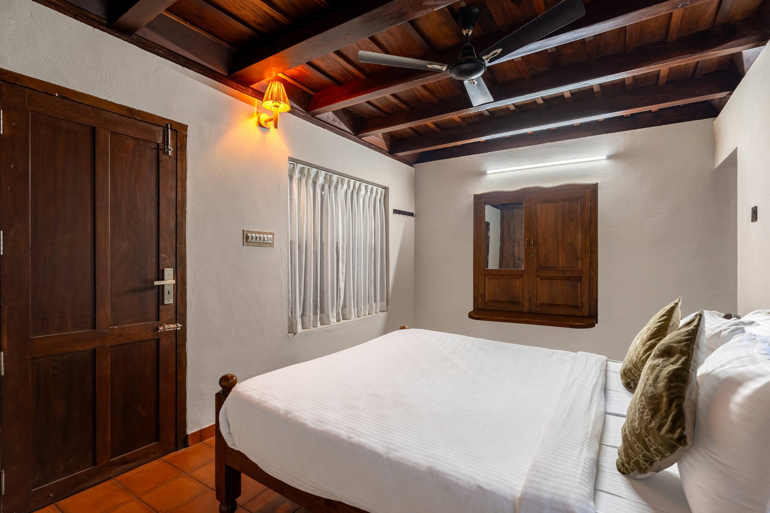 3 BHK Kerala Heritage Villa w/Courtyard & Garden 21