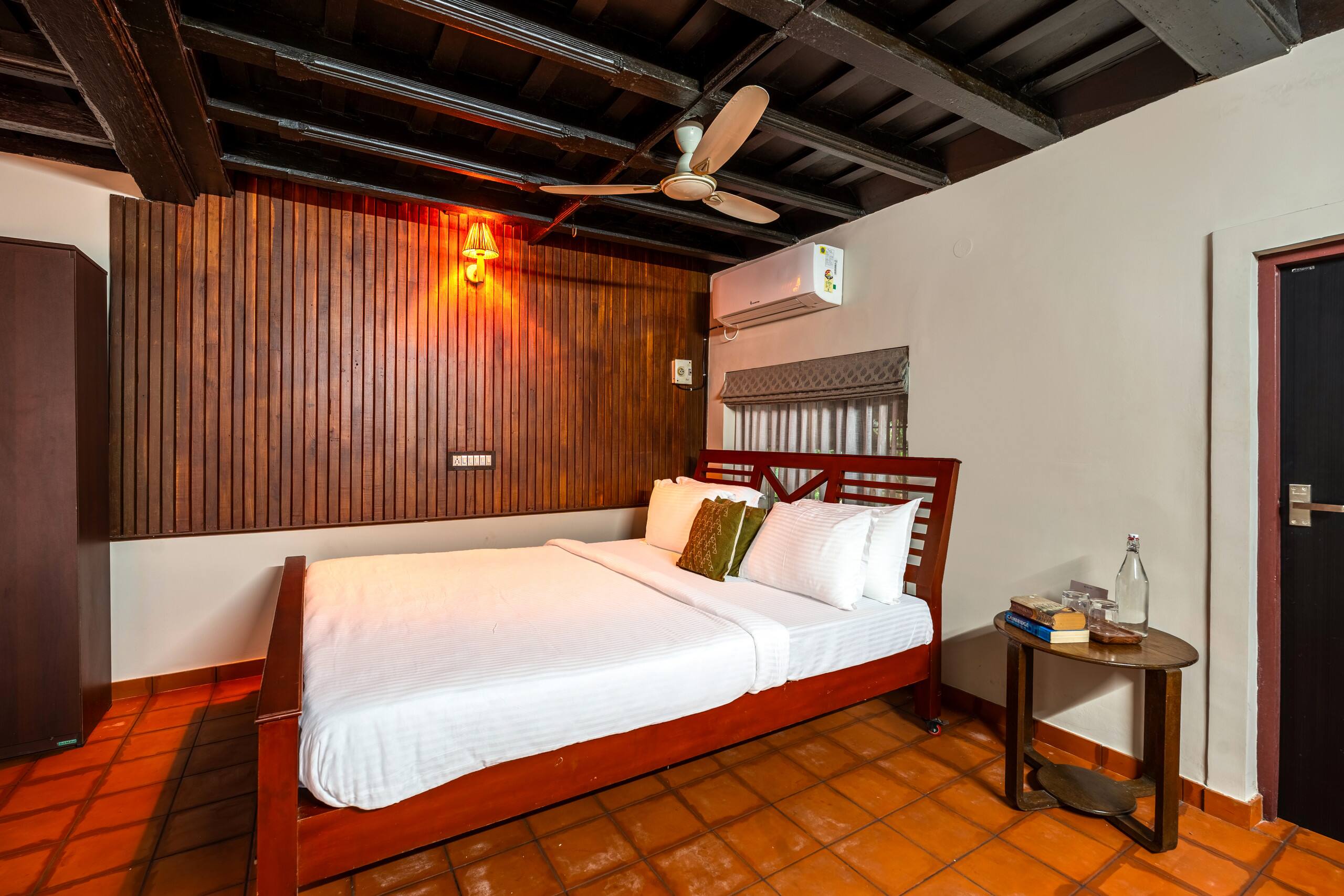 3 BHK Kerala Heritage Villa w/Courtyard & Garden 16