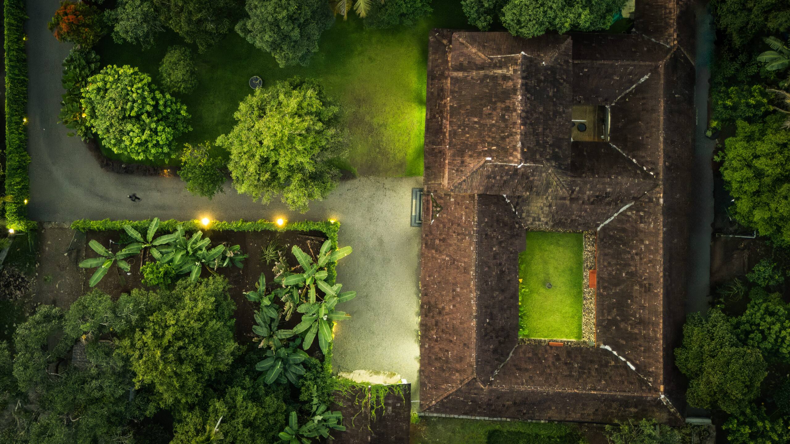 3 BHK Kerala Heritage Villa w/Courtyard & Garden 39