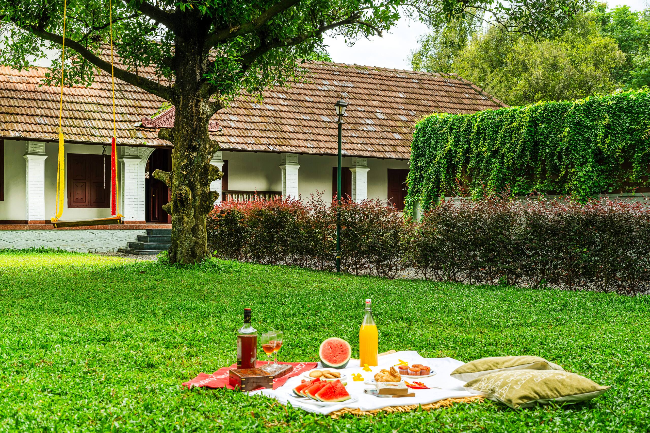 3 BHK Kerala Heritage Villa w/Courtyard & Garden 5