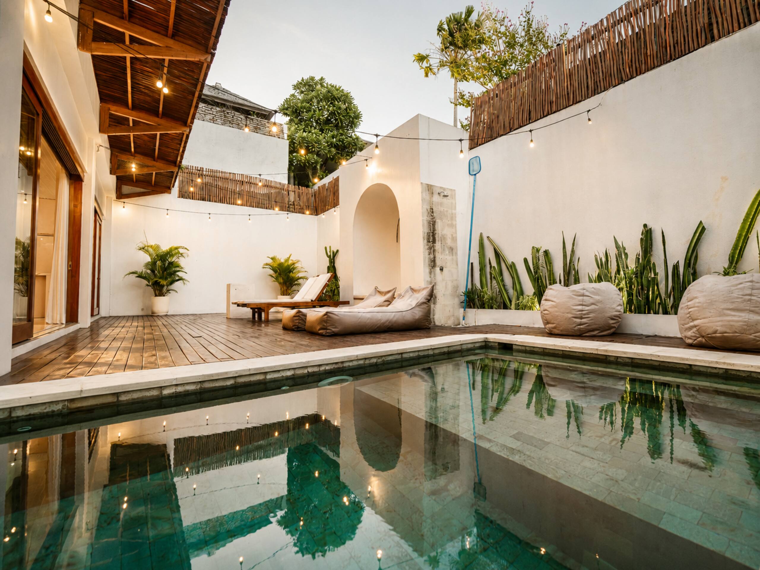 3BR Bohemian Villa in Canggu Near Beach — photo 4