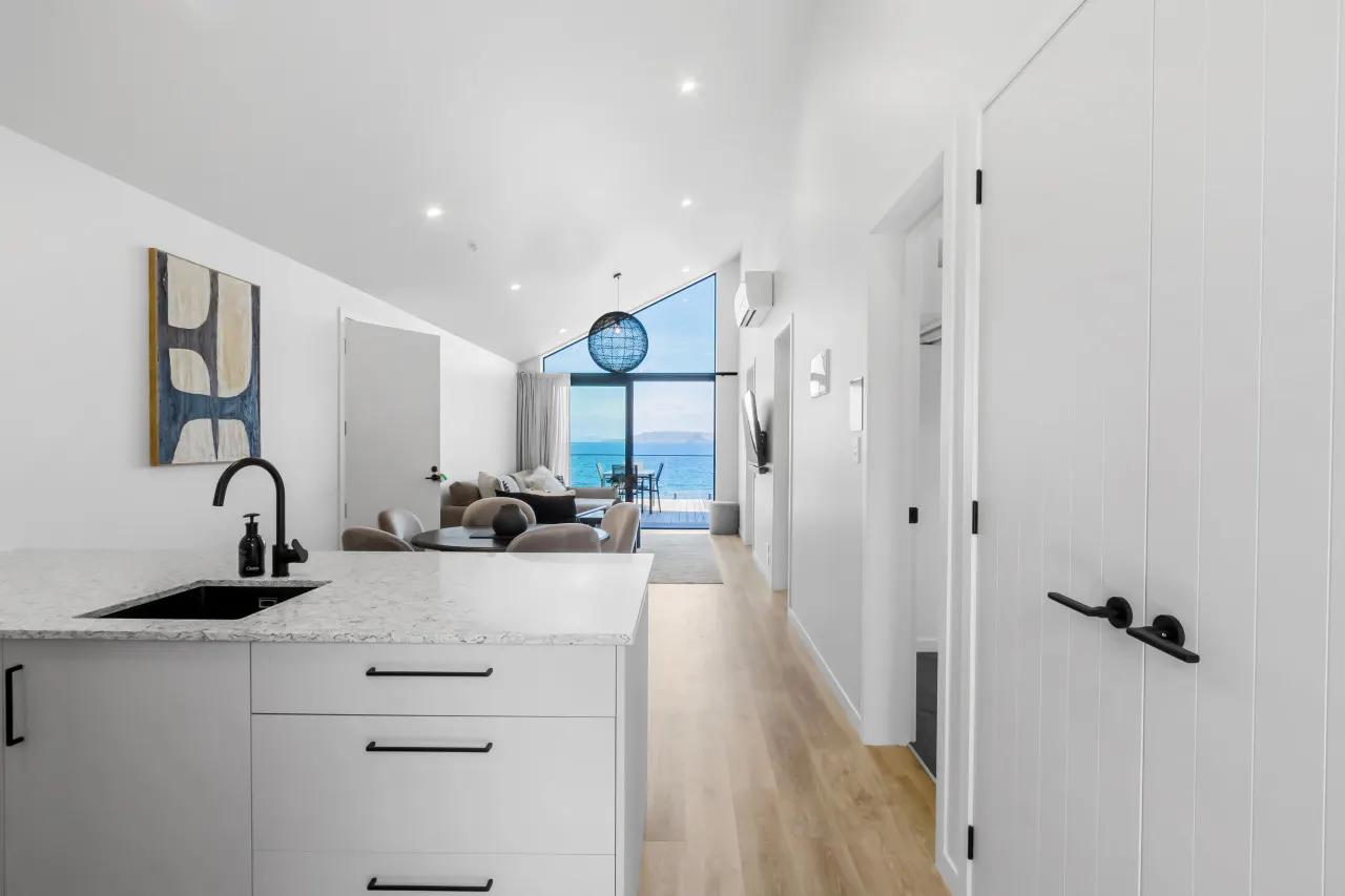 Roam Taupo Lakefront Combined Units 3&4 20
