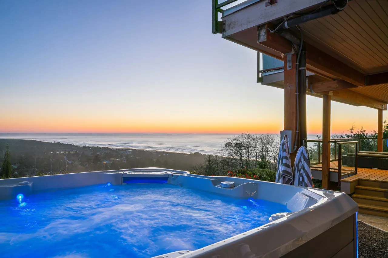 Massive Luxury Home on the Hill w/ Panoramic Ocean Views, Hot Tub, Sauna — photo 4